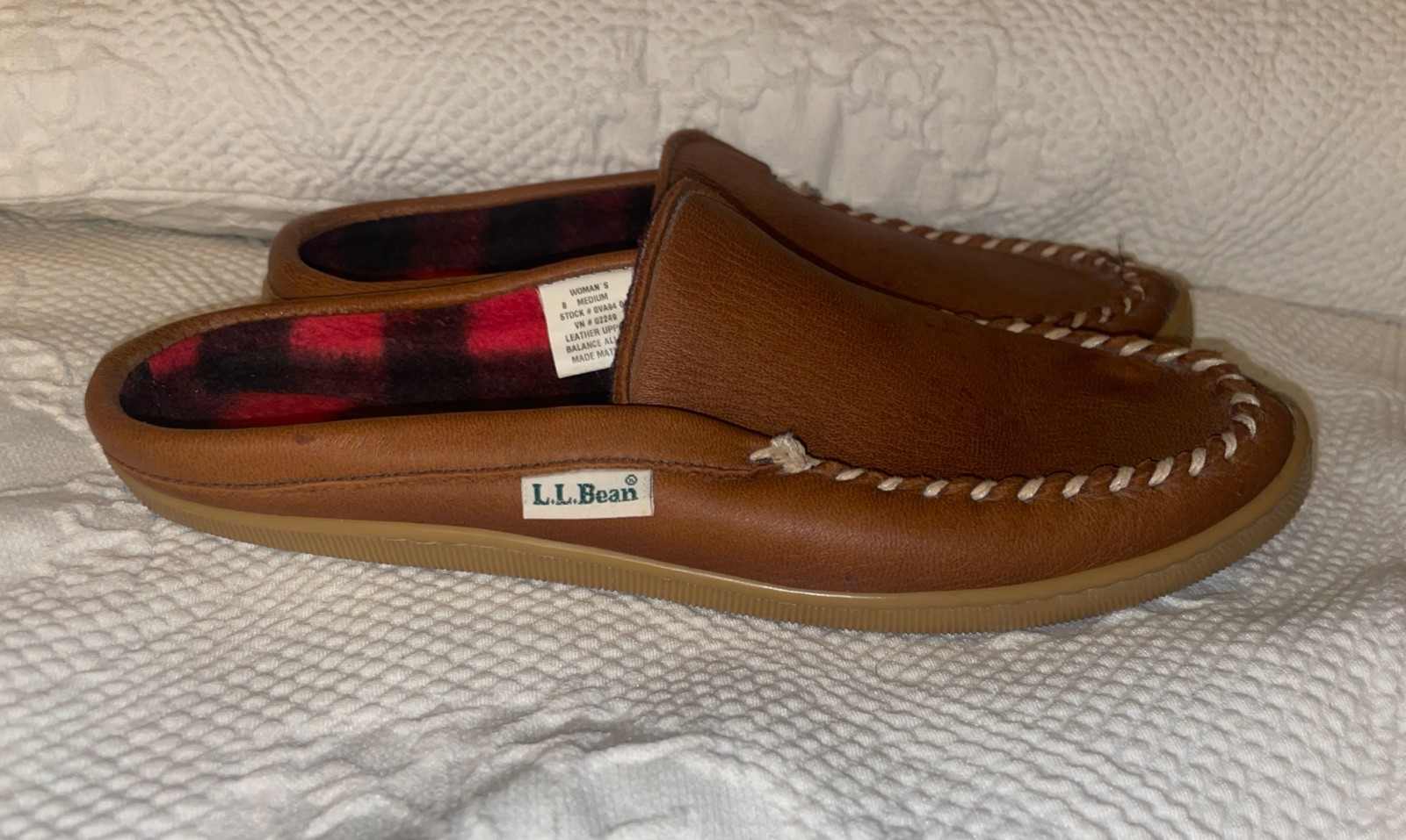 LL Bean Women’s Slippers 8M Brown Leather Buffalo Plaid Fleece Lined Slip On