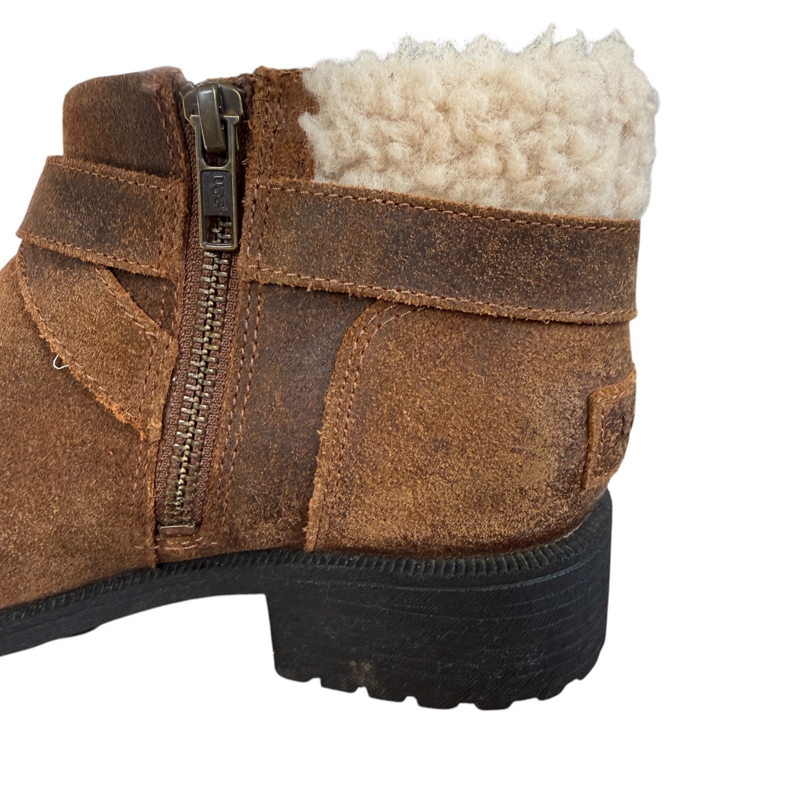 UGG Benson II waterproof ankle boot in brown leather buckle strap curly wool 6.5