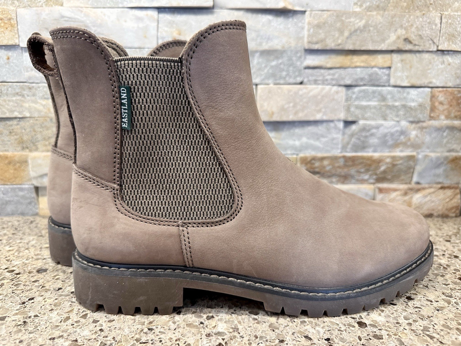 Eastland Ida Chelsea Ankle Boot Women Full Grain Leather, Tan, Size 8.5M