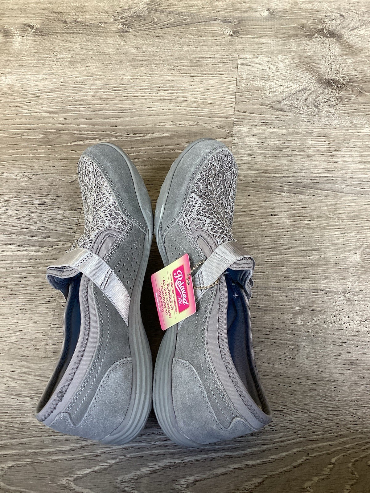 Skechers Womens Breathe Easy Relaxed Fit Size 9.5 Slip On Shoes Gray 88000DS