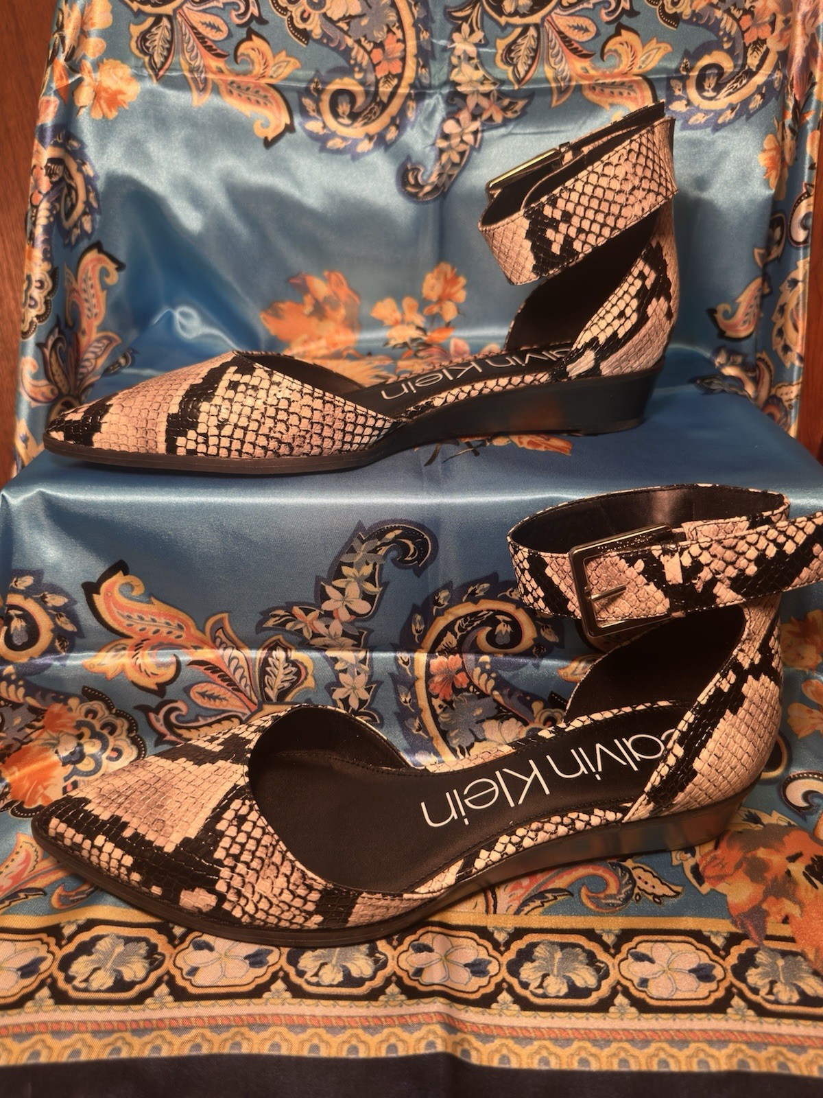 Calvin Klein Snake Print Leather Pointed Toe Ankle Strap Buckle Flats Size 10