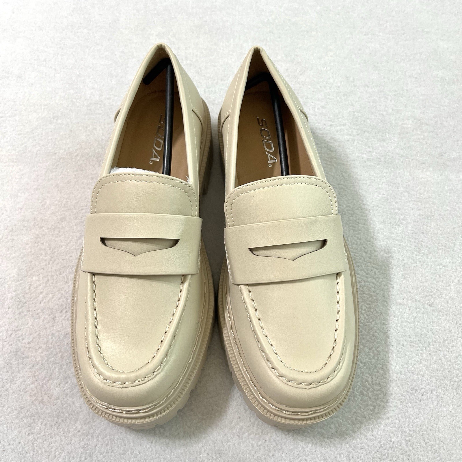 Soda Eureka Women Slip On Platform Shoes 8.5 Penny Loafer Lug Sole Stitched NIB