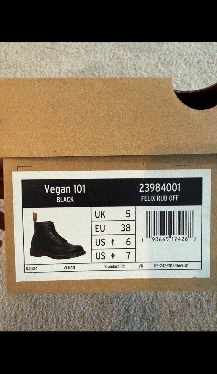 Dr. Martens Vegan 101 Black Combat Ankle Lace-Up Boots US 7 EU 38 23984001
