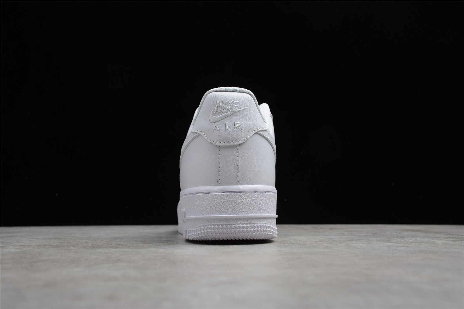 Nike Air Force 1 Low Triple White ‘07 BRAND NEW, MEN AND WOMEN SIZES