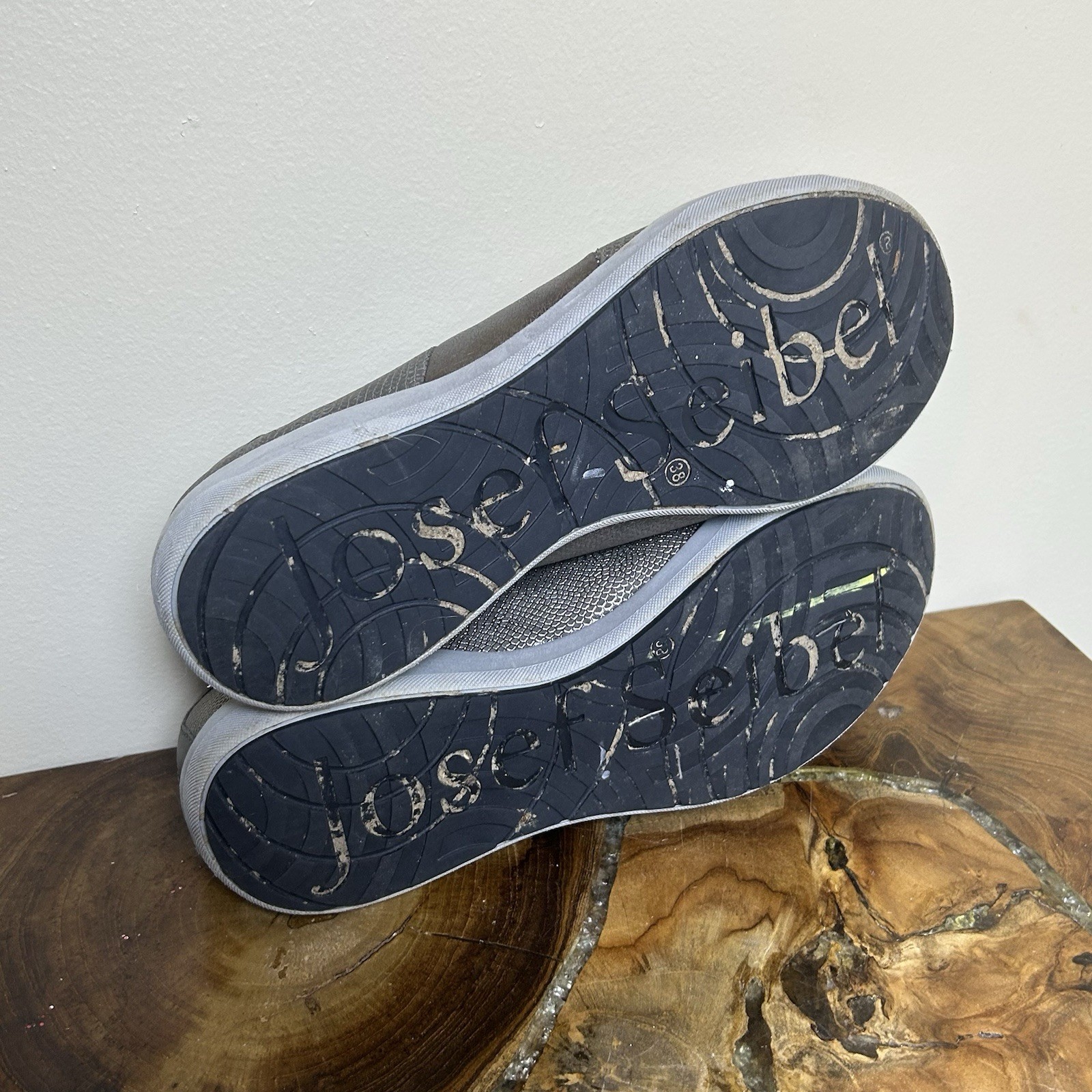 Joseph Seibel sneakers antique metallic with snakeskin Size 38 US 7-7 1/2