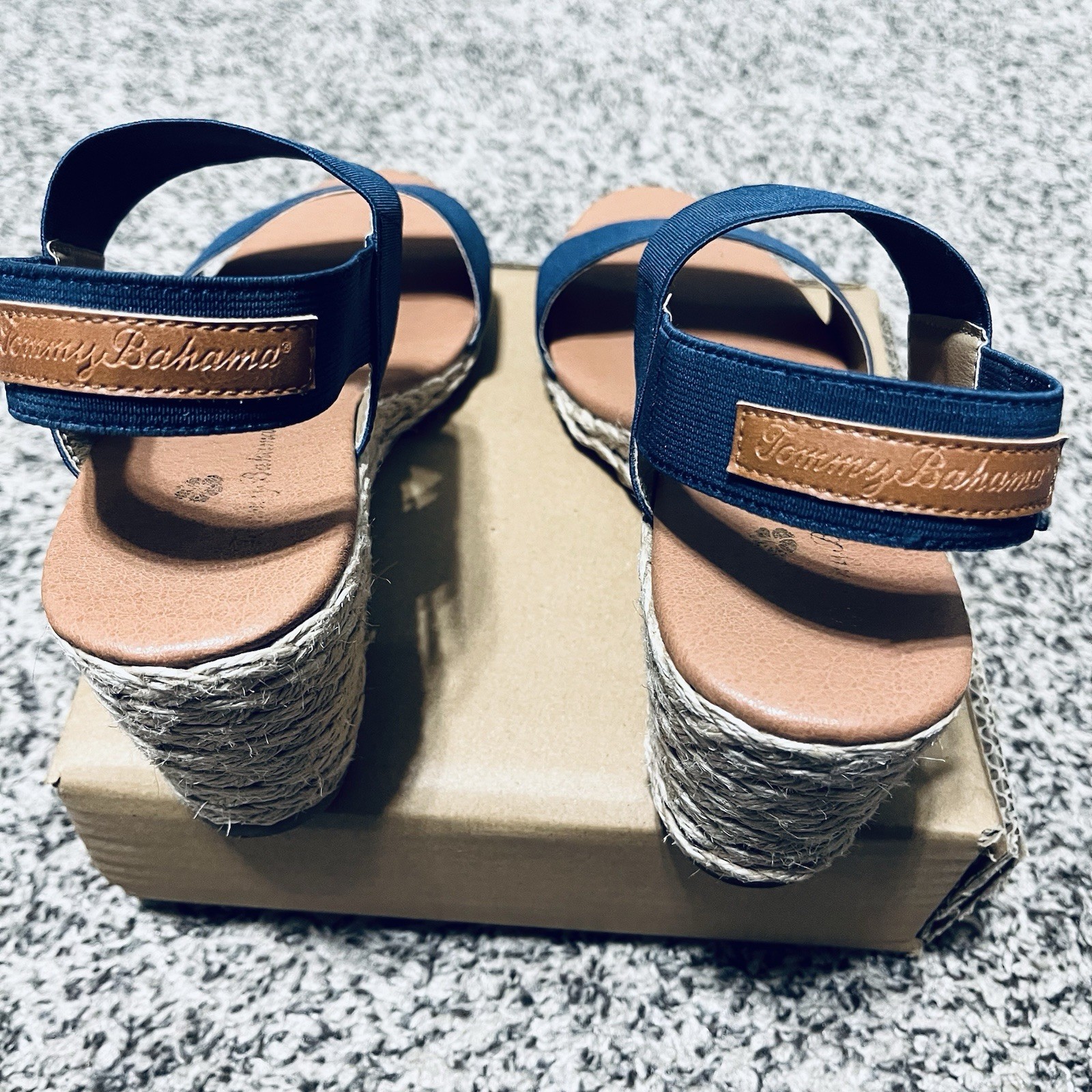 Tommy Bahama Blue/Tan Solid Wedge Sandals Strappy Slip On Women’s US 8