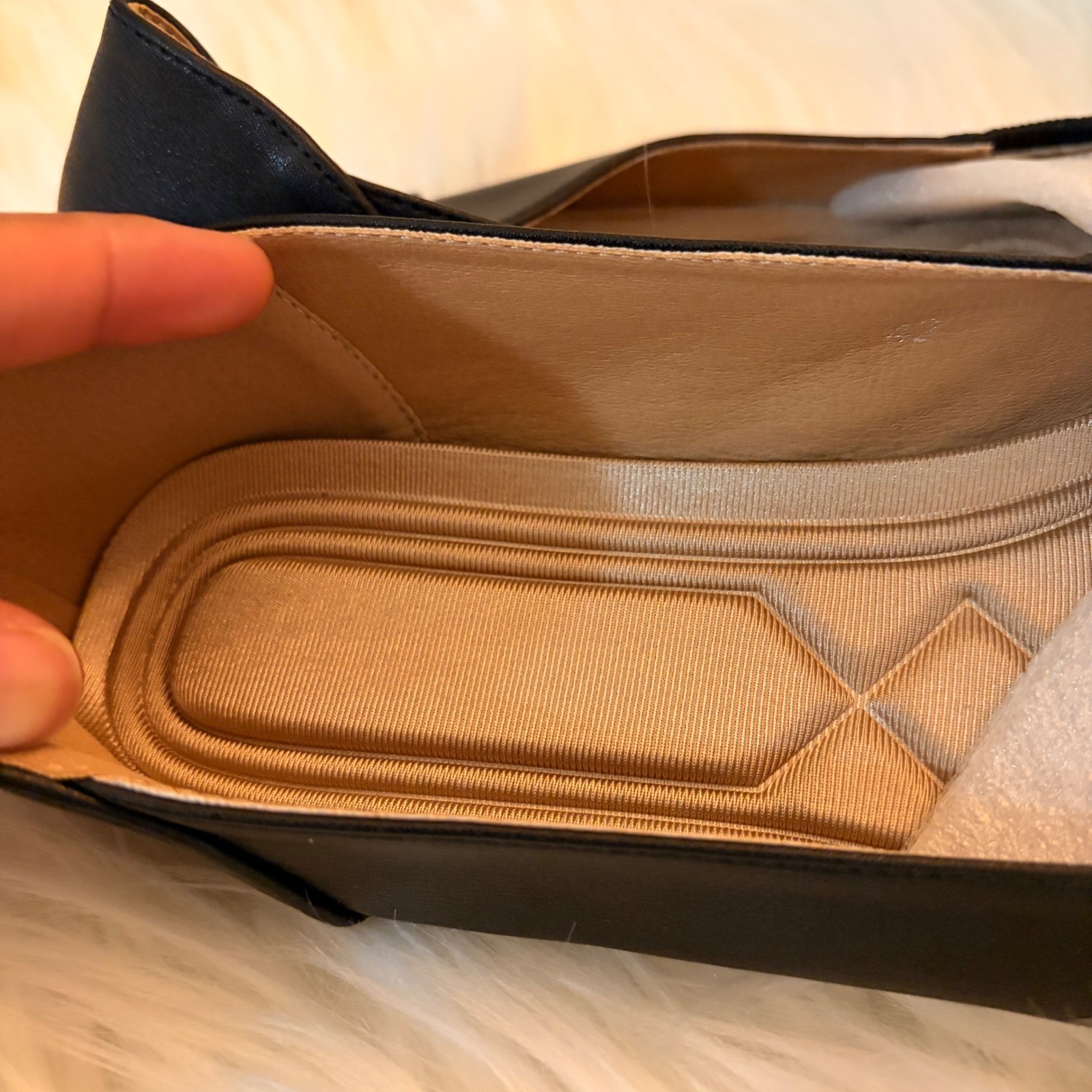 Unbranded Ballet Flats Women Size 42 Black Excellent Ruched Pointed Toe WORKWEAR