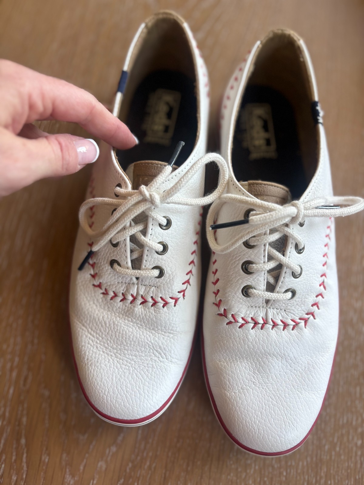 Keds Champion Pennant Leather Baseball Stitched Women’s Sneakers White Sz 8.5