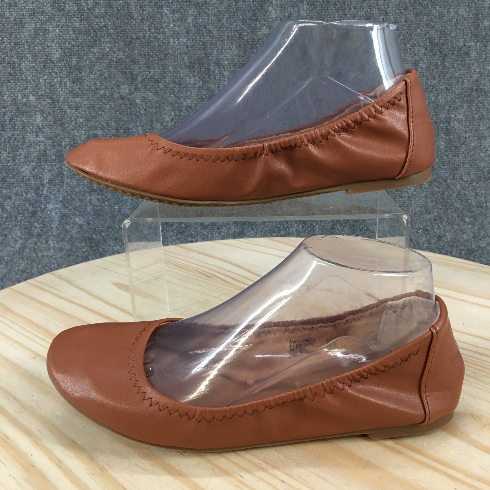 Time And Tru Shoes Womens 7W Scrunch Slip On Ballet Flats Brown Faux Leather