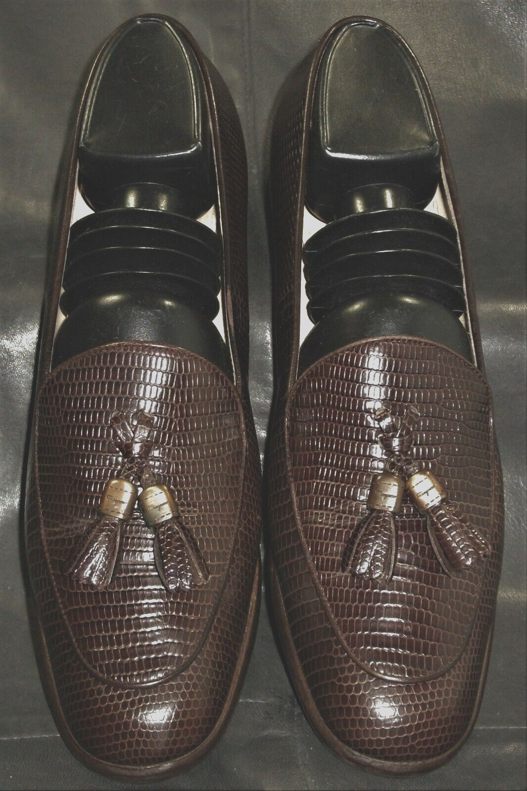 Salvatore Ferragamo women’s brown lizard print leather loafer shoes size 7AAA