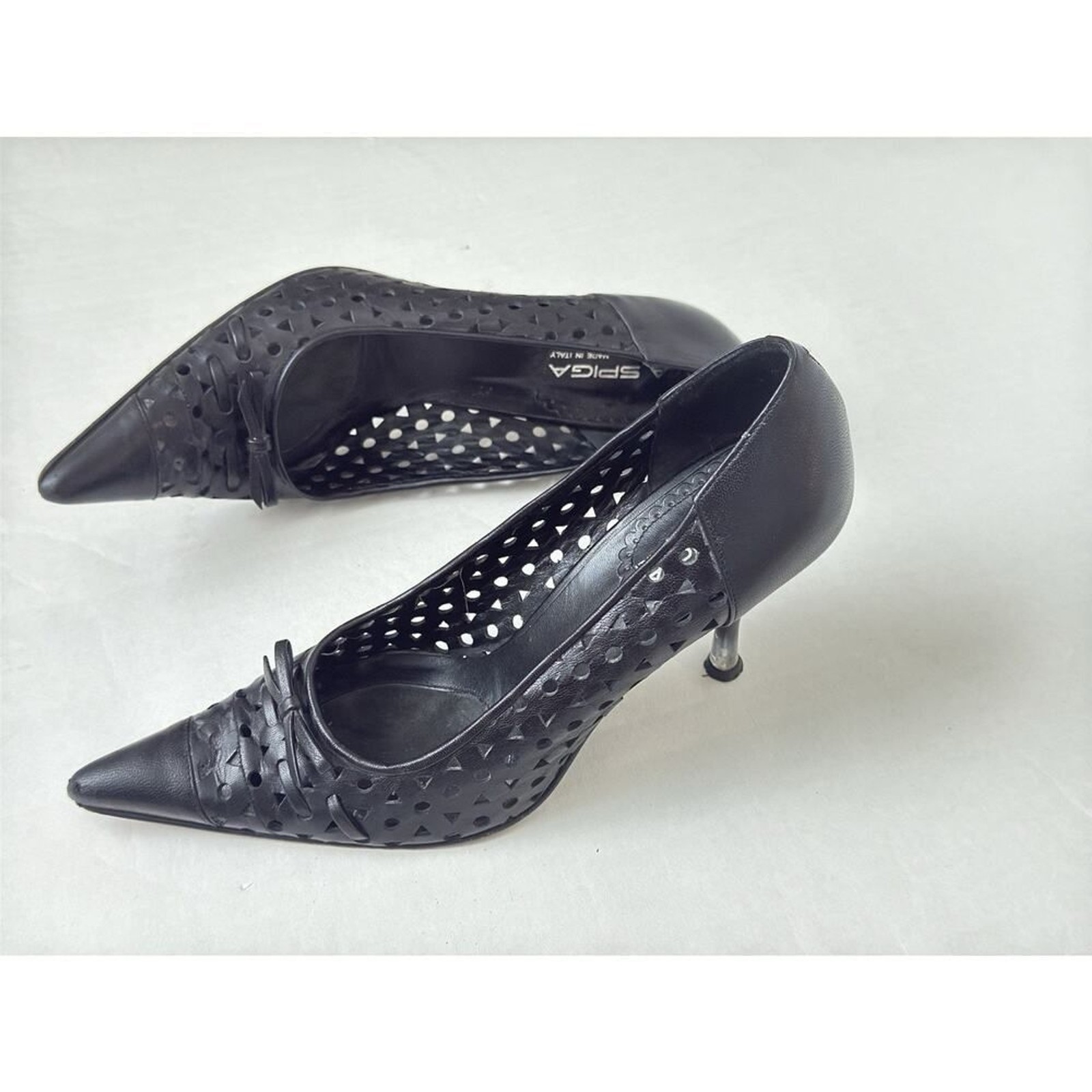 Vintage Via Spiga 8M Made in Italy Pumps Stiletto Black Leather Cutout Bow Y2K