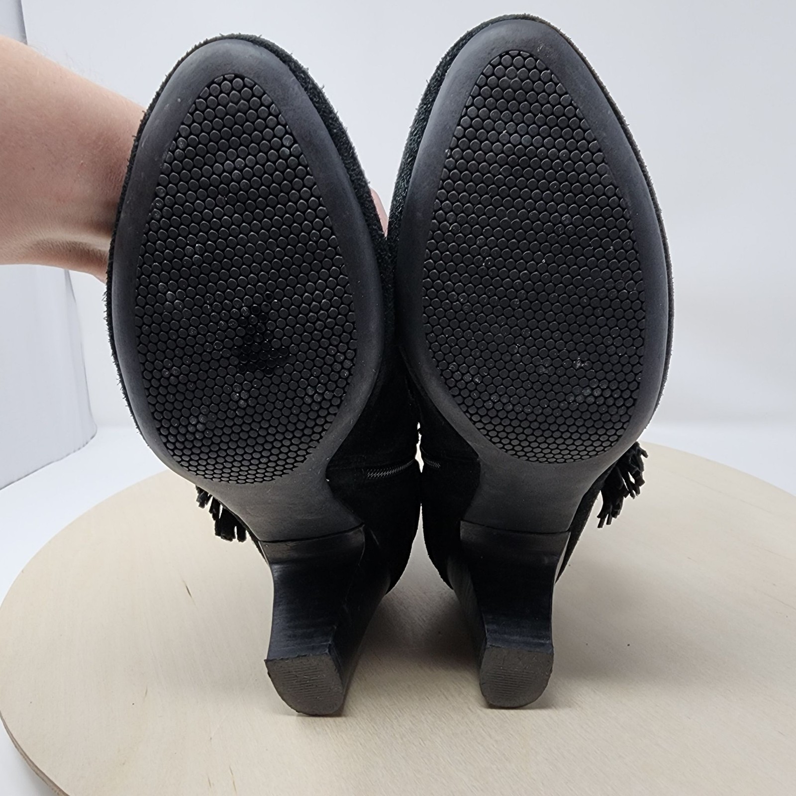 Ditto Vaneli Ankle Boots Womens Black Suede 8.5 Tassel Zip 2.5″ Stack Heel Boho