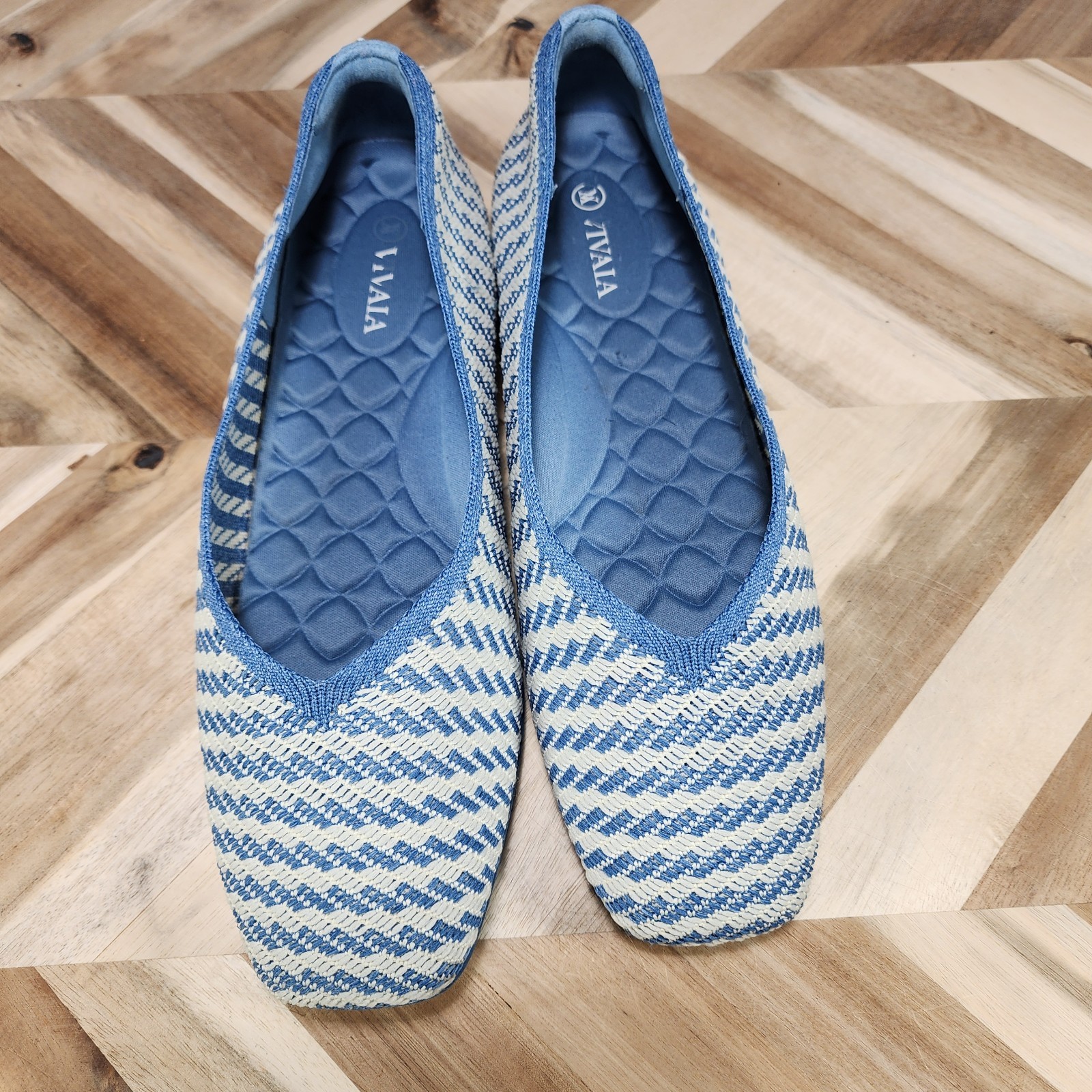 Vivaia Margot 2.0 Flats Denim Stripe Knit Square Toe Shoes Size EU 40 US 9 EUC