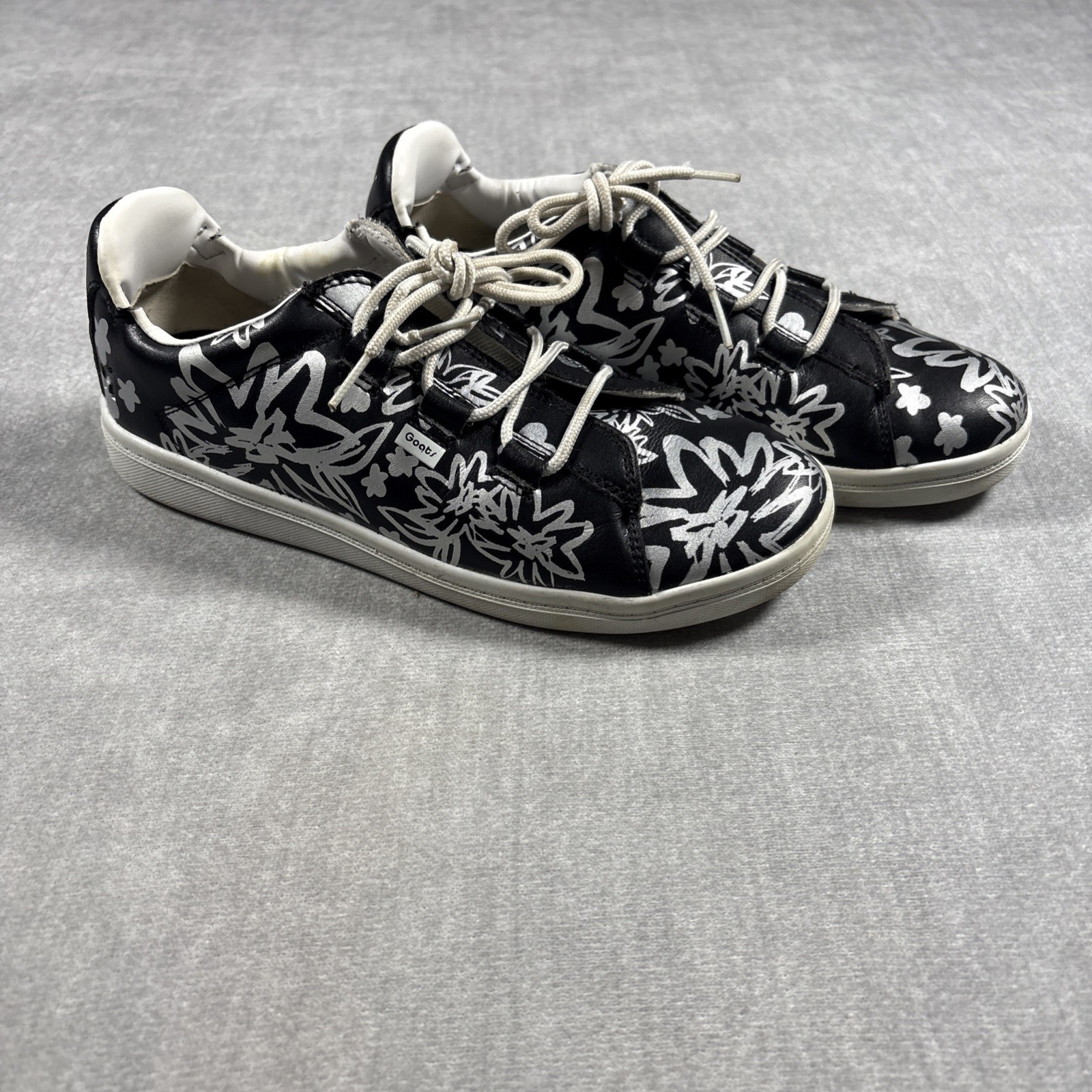Goats Womens 8 Sneakers Black Silver Sharpie Floral Low Top Shoes