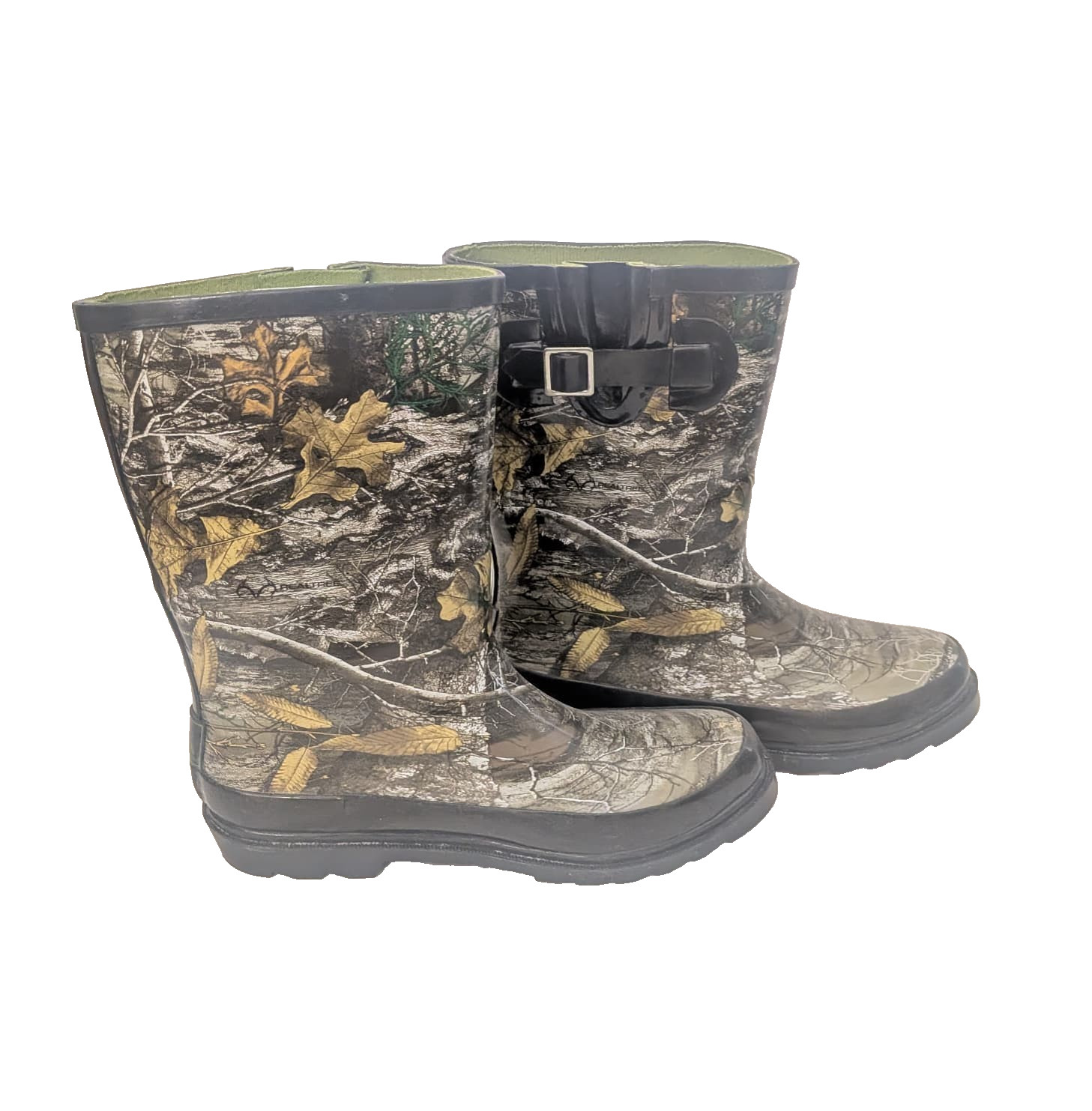 MAGELLAN Outdoors Realtree Camo rain boots with waterproof rubber upper, size 6
