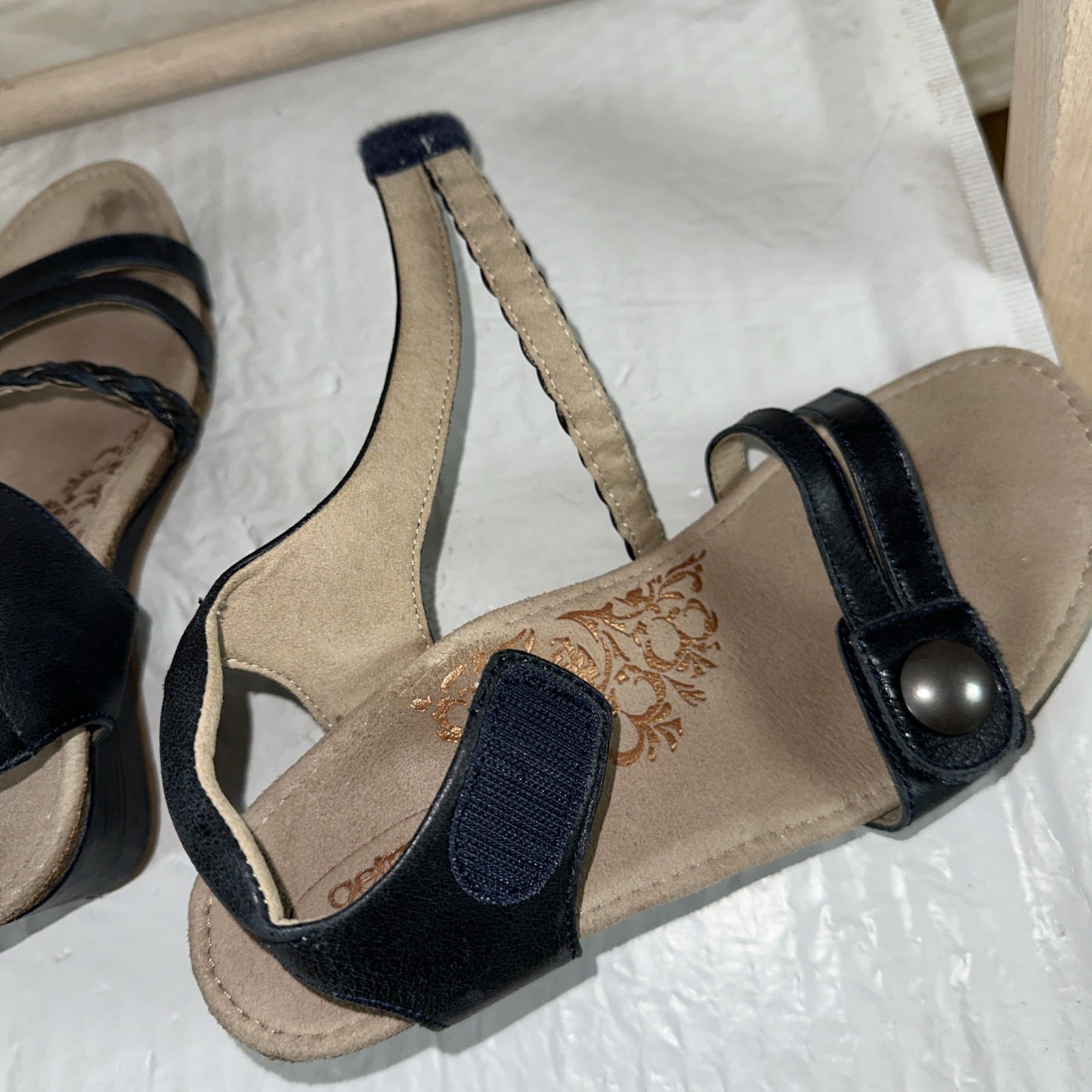 Aetrex Women’s Sandals Blue Wedge Leather Size EU 38 US 7 1/2