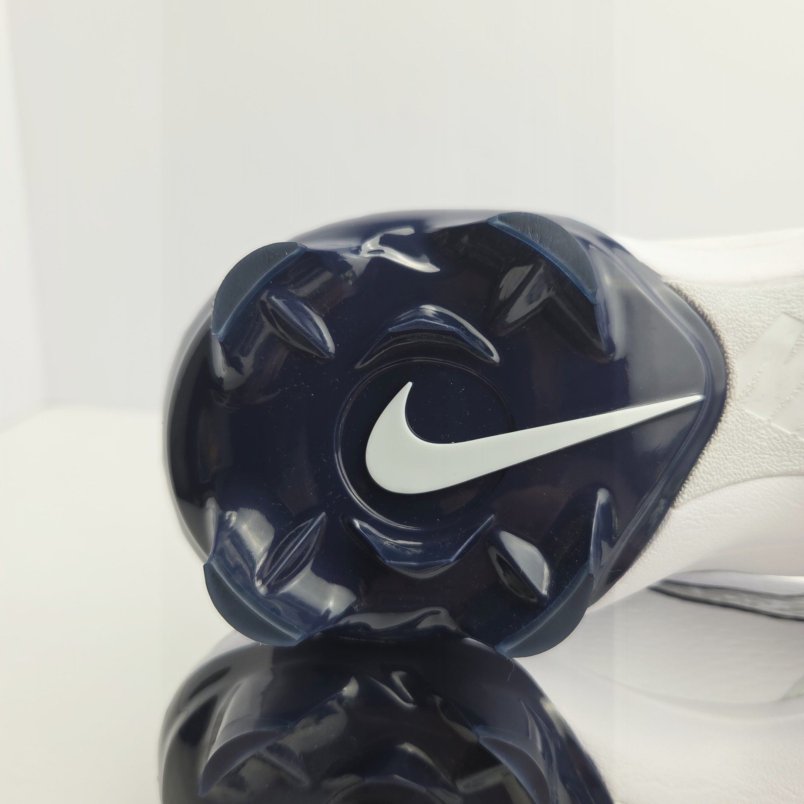 Nike Hyperdiamond4 Pro MCS Womens 10 Low Top Softball Cleats Navy White Athletic