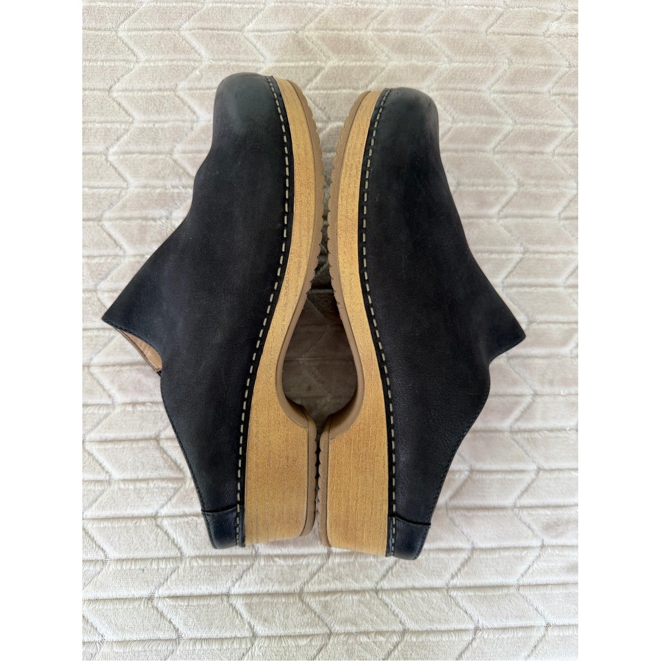 Dansko Mariella Suede Mules Comfortable Slip-On Clogs Black size 41, US 10.5-11