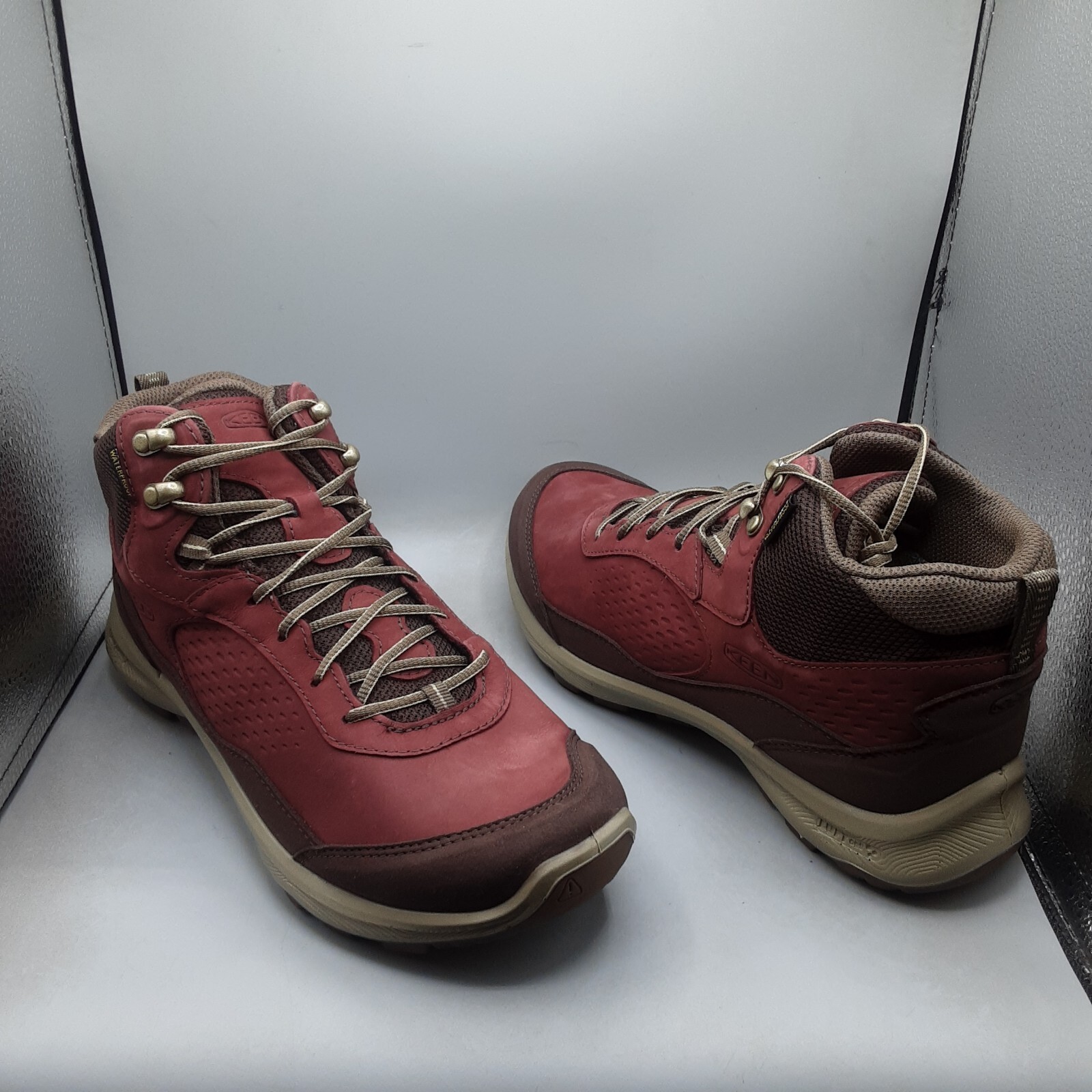KEEN Terradora Explorer Mid Boots Women’s 10M Red Andorra Waterproof
