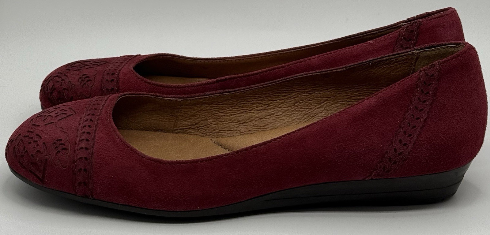 Nurture Merlot Suede Floral Laser Cut Ballet Flats Sz 6M Boho Whimsigoth