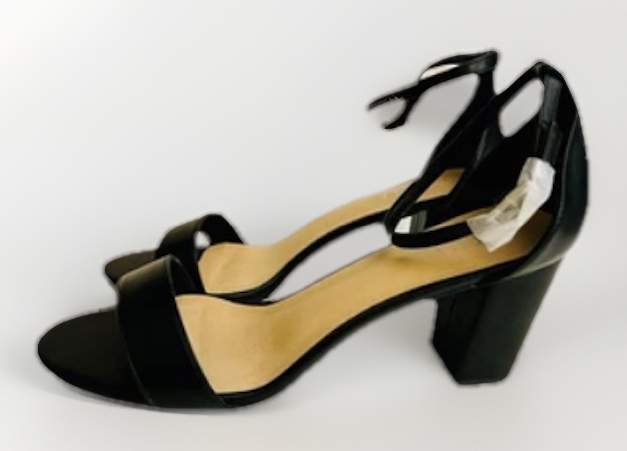 NIB New In Box Sz 11 Strappy Black Block Heels Shoes 3.25” Sandals Dressy