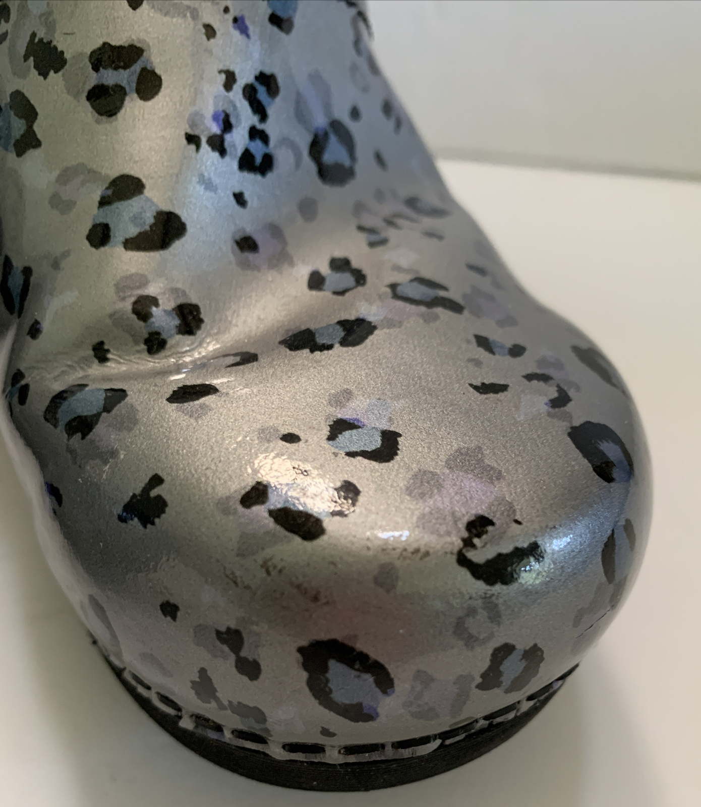 Dansko XP 20 Silver Black Clogs Comfort Shoes 38 US Size 7.5 Or 8 SEE PHOTOS