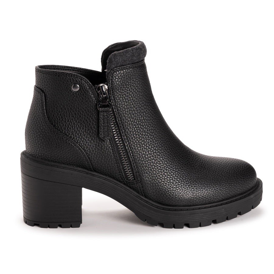Muk Luks Women’s Black Ankle Boots Block Heel Side Zip Lug Sole Size 7 NEW
