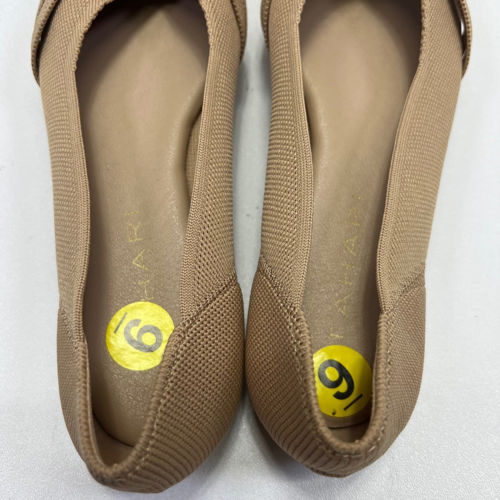 Tahari Catalina Flats Womens Size 9 Tan Knit Pointed Toe Knot Bow Ballet Slip On