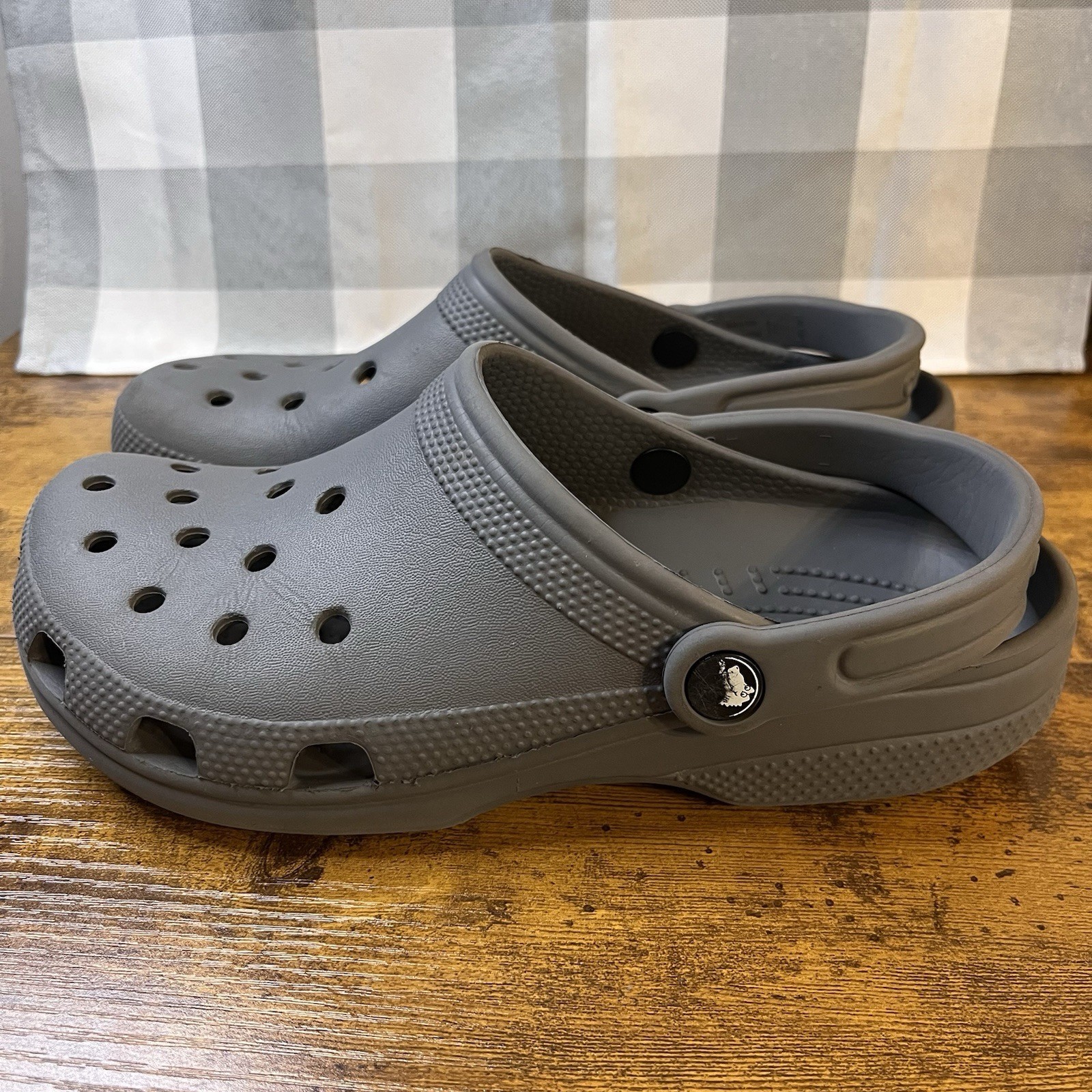 Gray CROCS Classic Band Sandals Men’s Size 7 / Women’s Size 9 Vented