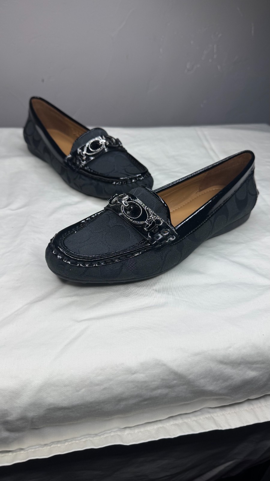 Coach Amber Signature C Canvas Loafers Black Patent Leather Flats Women’s Size 6