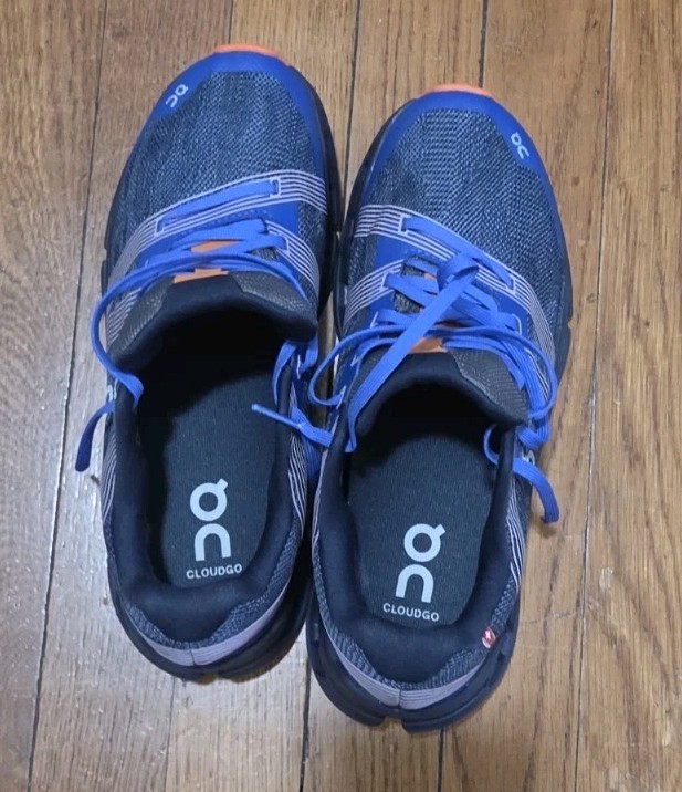 On Running Cloudgo Womens Size 8 Blue Orange Running Shoes Sneakers 55.98233