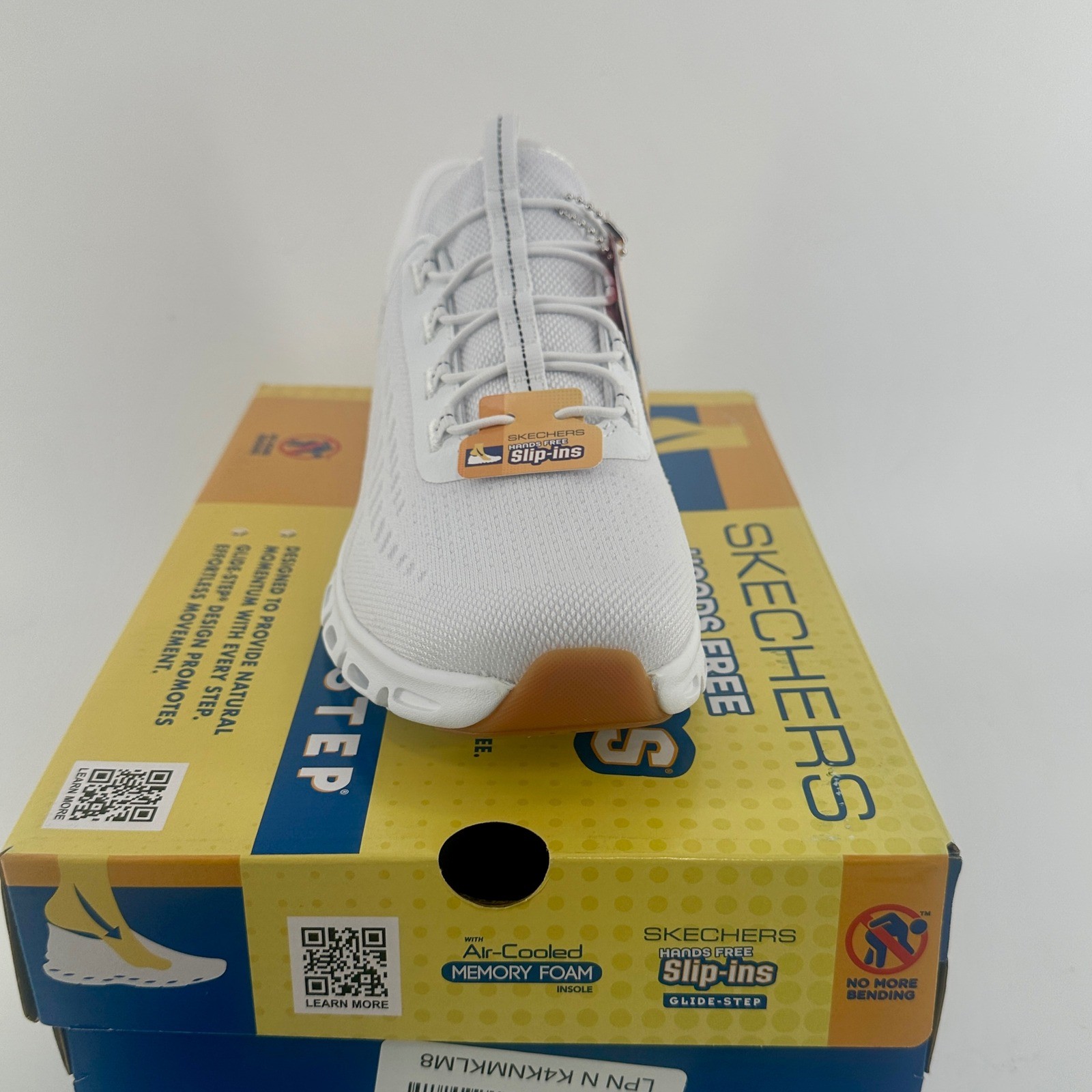Skechers Slip-ins Glide-Step Women 9 White Solid Wide Fit Modern Sneaker 104574W