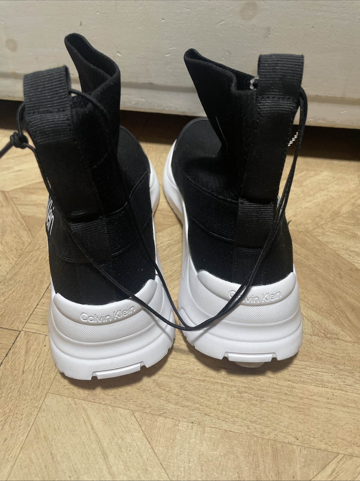 Calvin Klein Womens Knitted Colorblock Fashion Sock Sneakers Black Size 8.5
