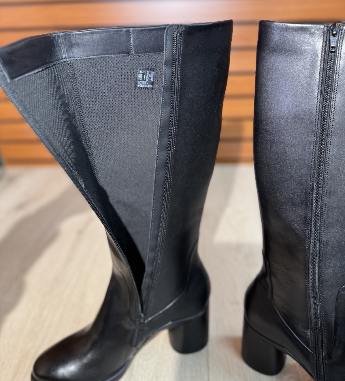 NIB ECCO Sculpted Luxury 55mm Tall Knee High Boot Women’s Size US10-10.5/EU41