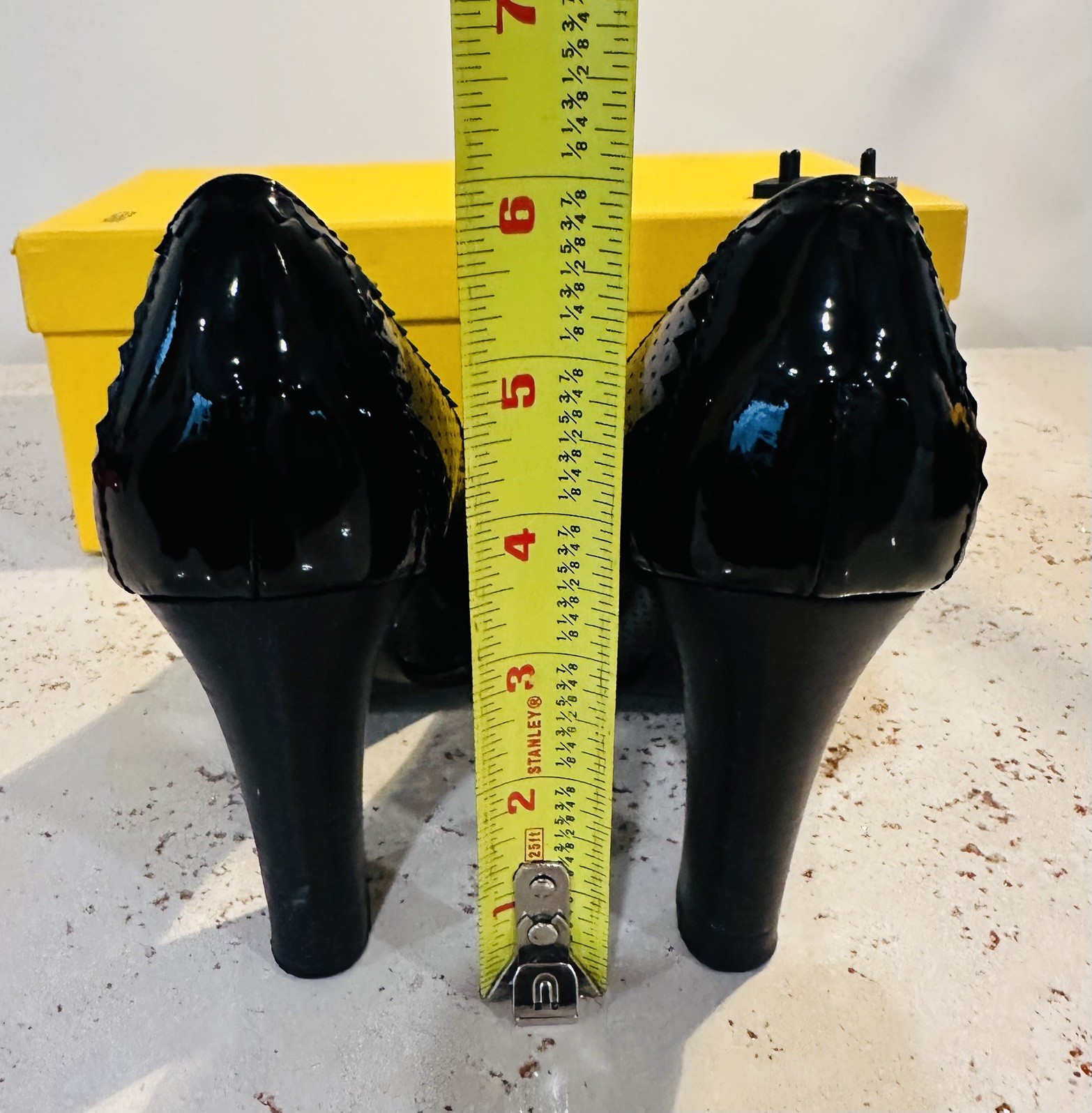Fendi Designer Black Women Patent Leather Peep Toe Pump Classic Italy Size 7.5