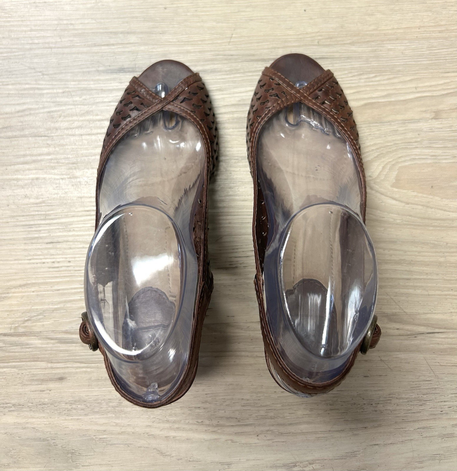Frye Sandals Maya Brown Leather Cutout Slingback Pumps Studded Women Sz 7.5M