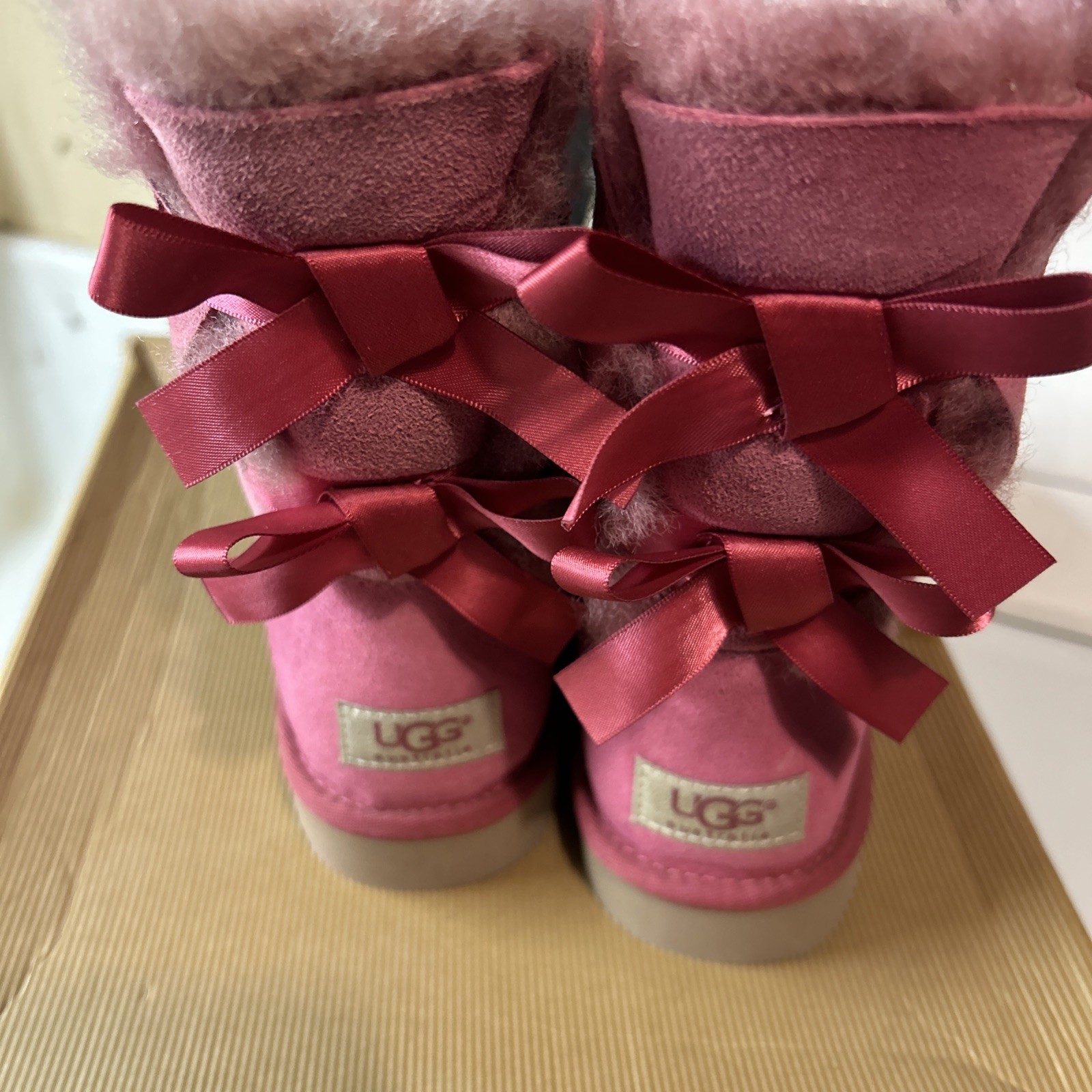 Ugg Australia Bailey Bow Sheepskin Boots Women’s Size US 7 (1002954) DDR