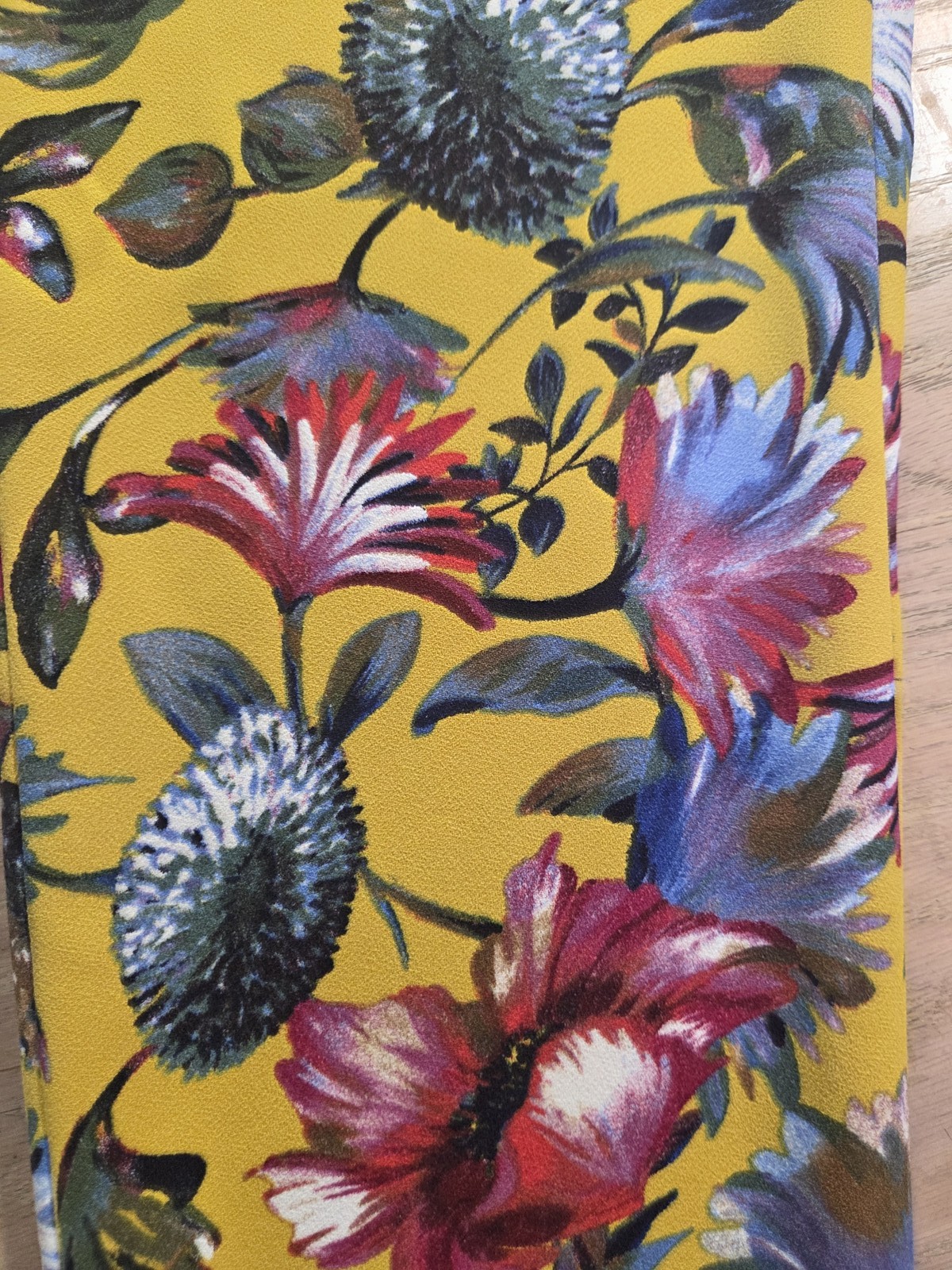 J.Crew Easy Pant Size 00 Yellow Floral Print Straight Leg Made in Philippines