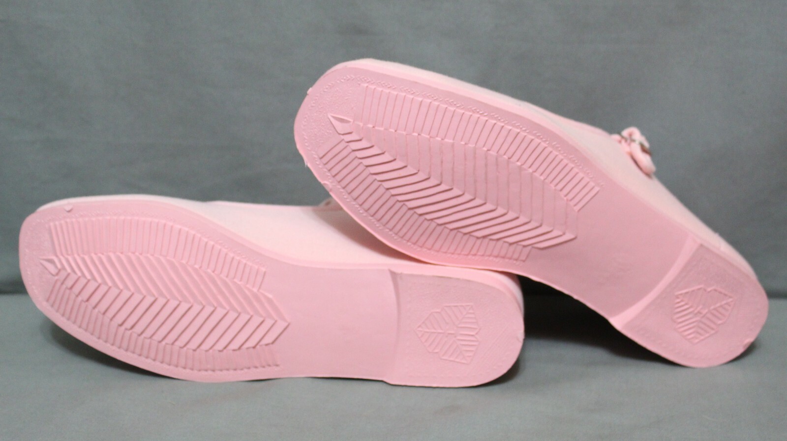 ON YOUR FEET women casual slip on flats mary jane multiple sizes pink fabric NEW