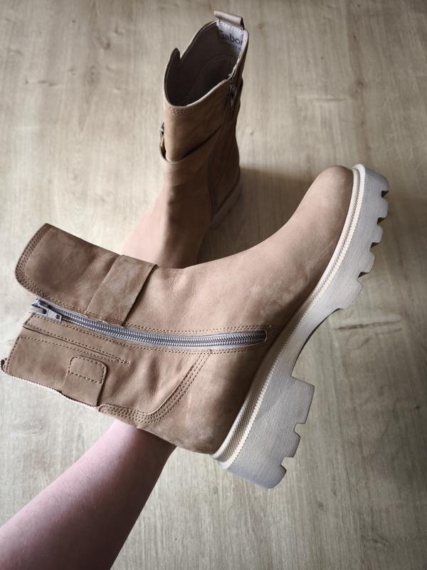Women Gabor boots beige nubuck 39
