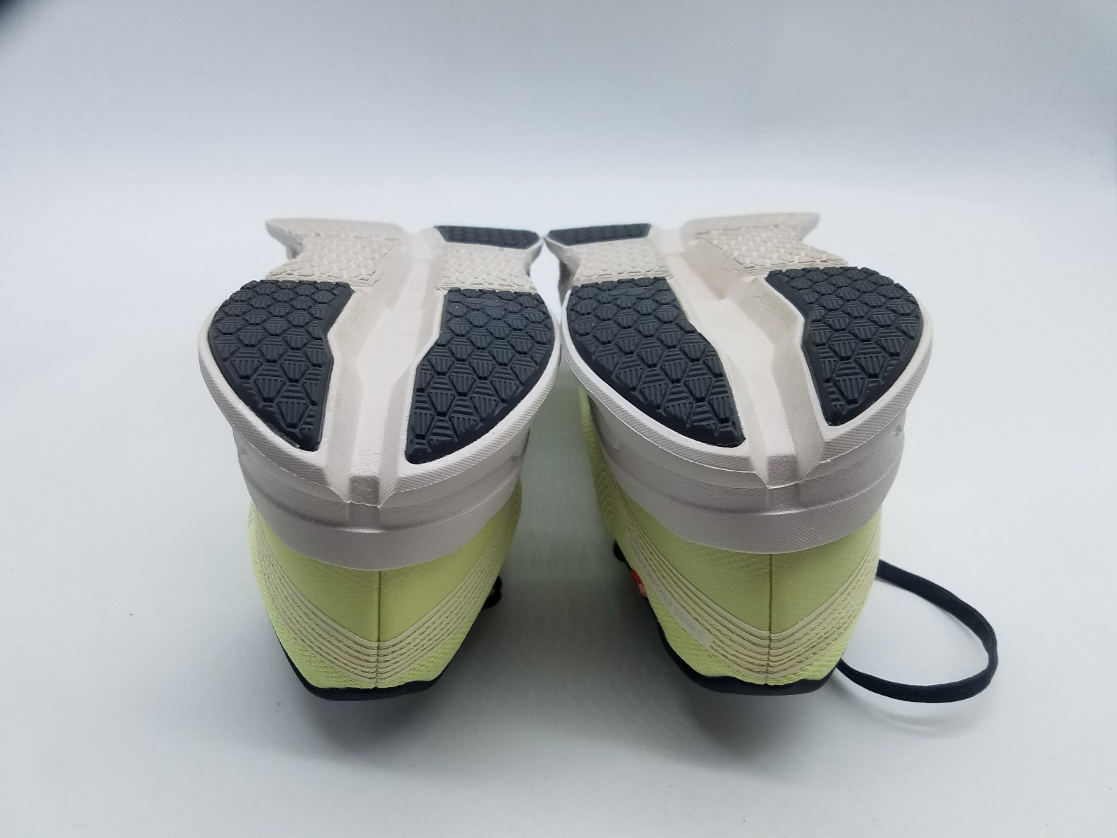 On Cloudgo Swiss Engineering Women’s Size 9.5 Road Running Shoes *Less than 5 mi