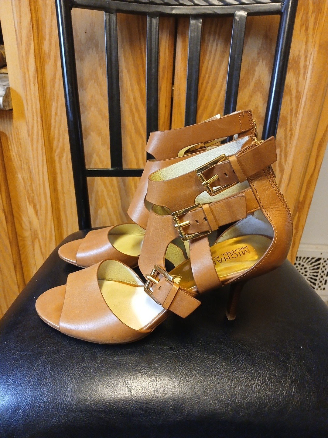 Michael Kors Cognac Strappy Open Toe Ankle Strap Buckle Heels 9M Pre-owned