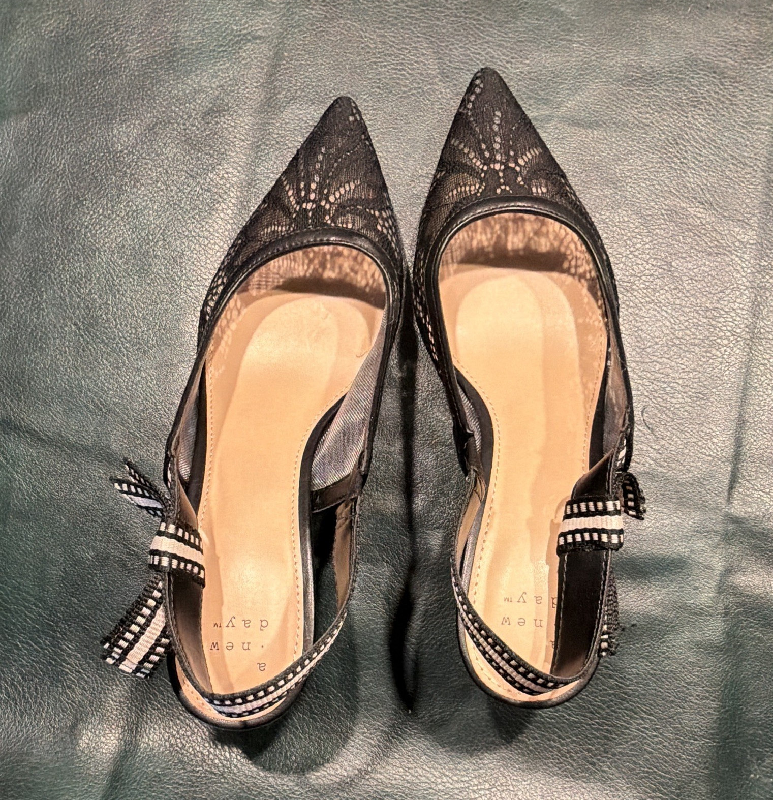 a.new.day Women’s Black Lace Floral Slingback Pointed Toe Bow Straps 7.5