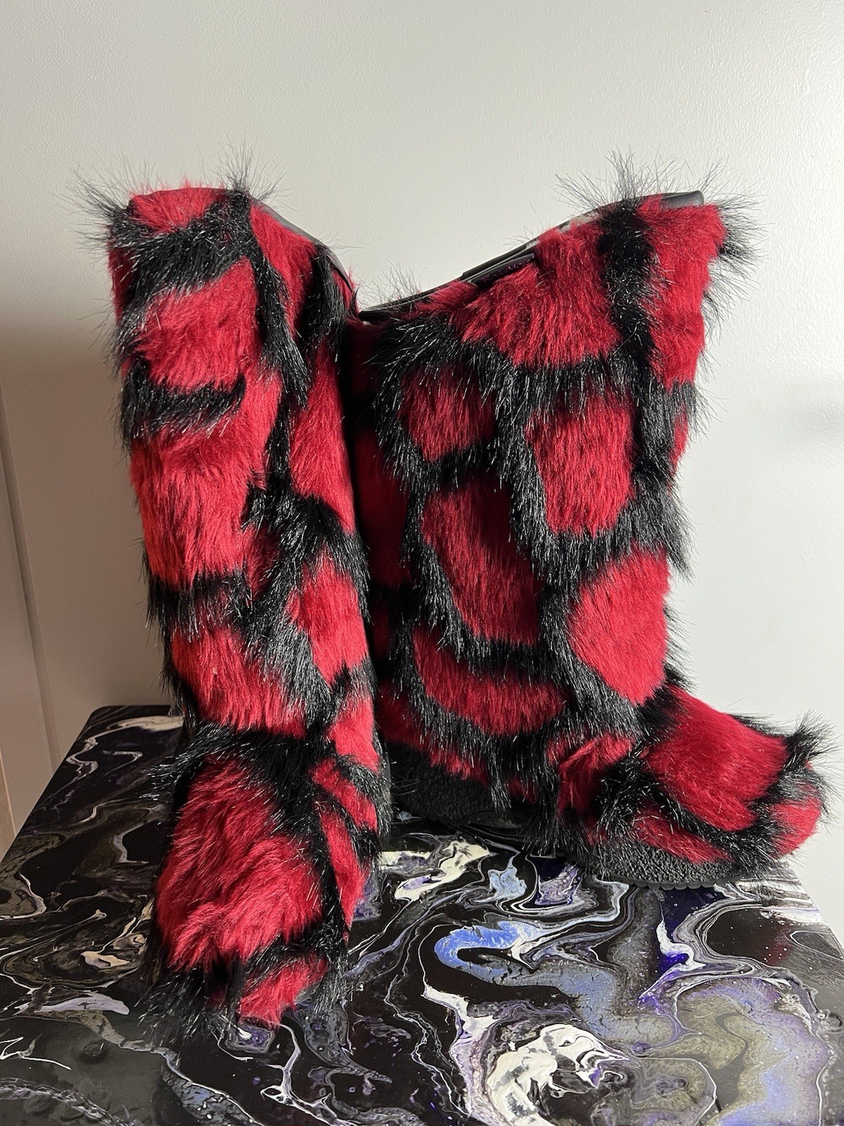 Brand New Red And Black Fur Boots Lara Bridget Size 6.5
