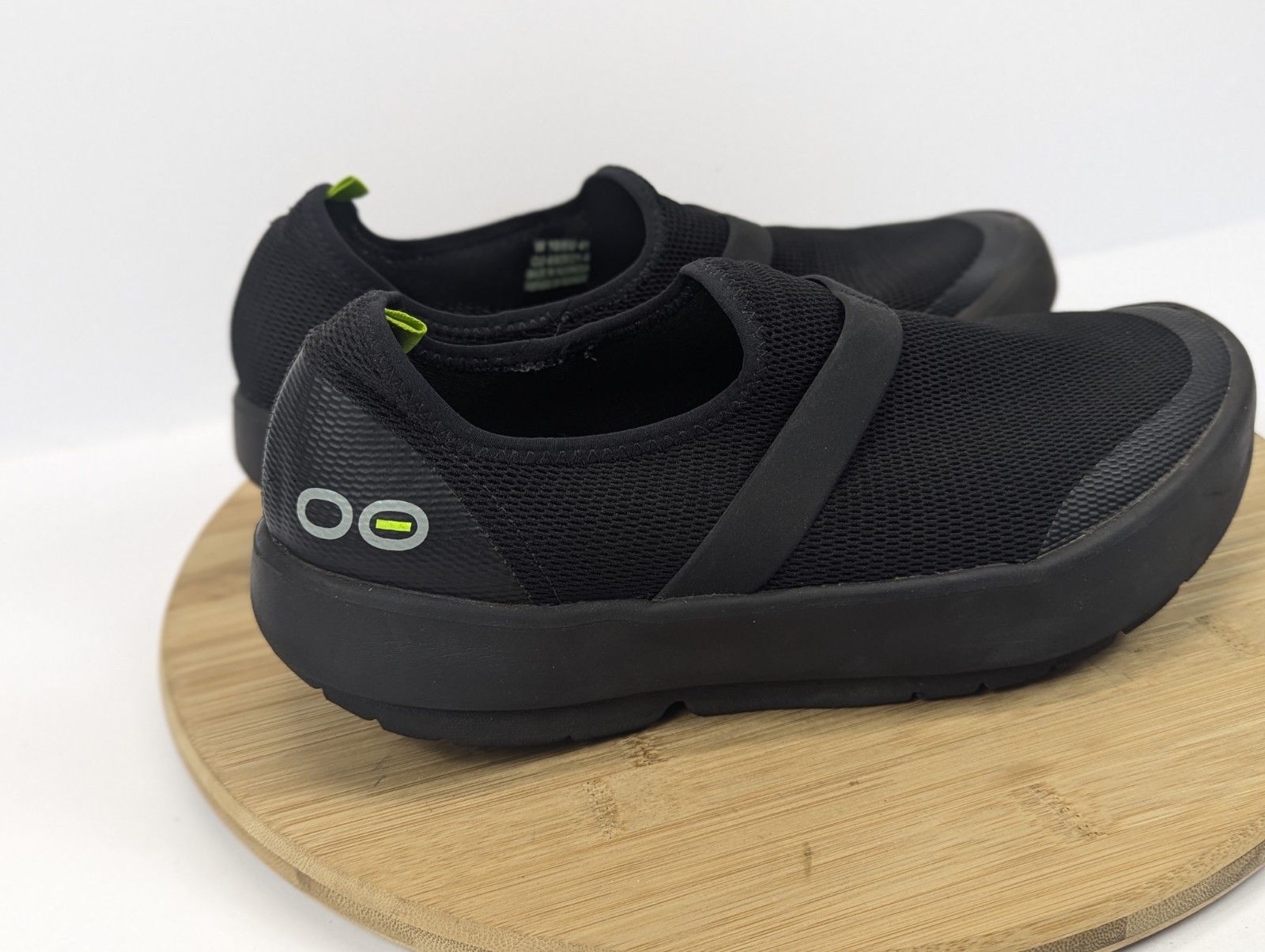 OOFOS Shoes OOmg eeZee Low Womens 10 Black Casual Walking Slip On Recovery