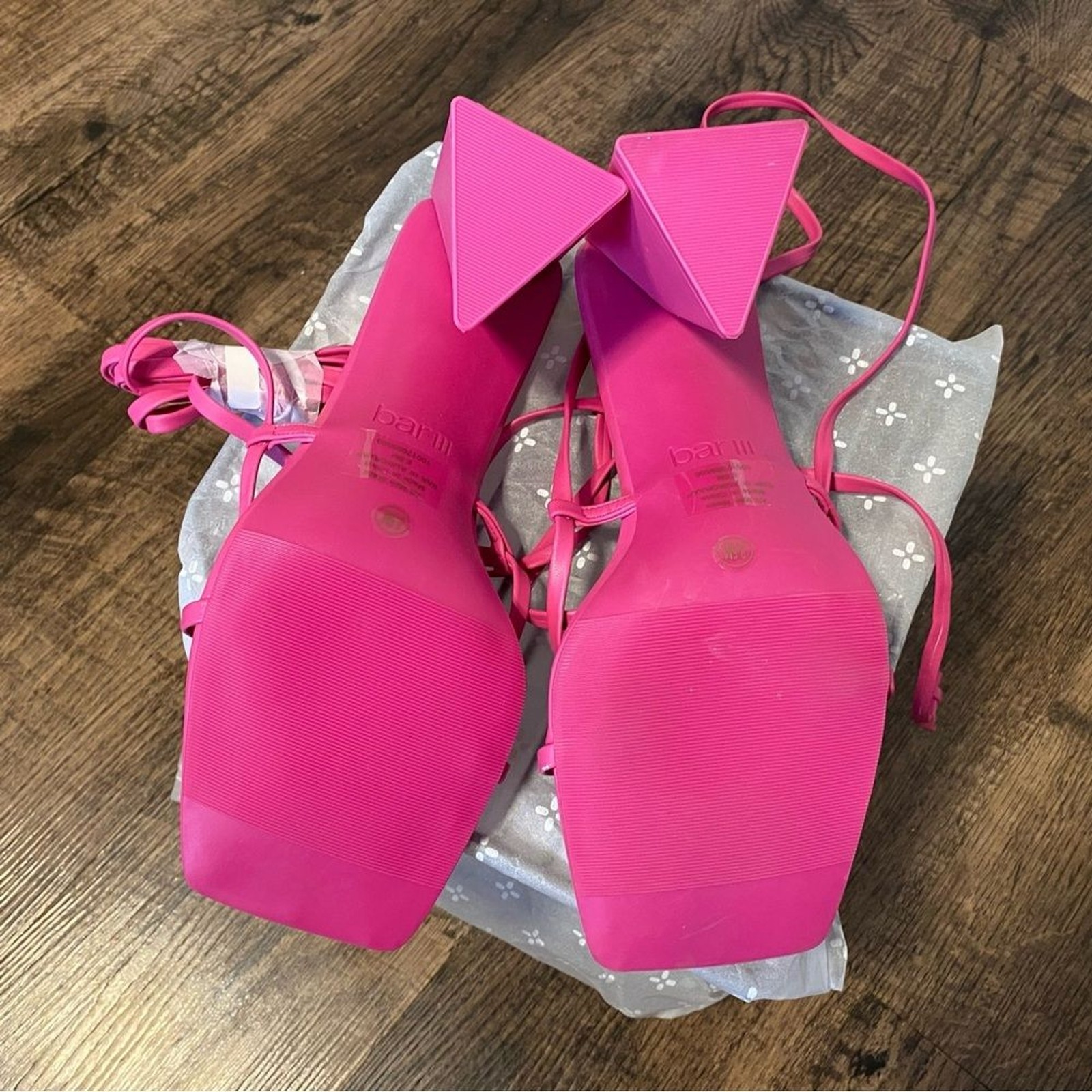 BAR III Auroraap Cone Heel Pink Pumps 10.5