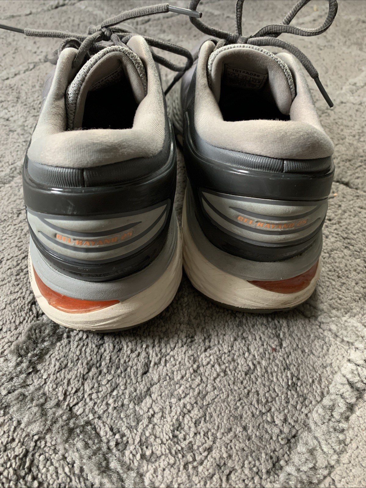 Asics Gel Kayano 25 Grey, Women’s Size 11, Men’s size 9/9.5, 1012A026