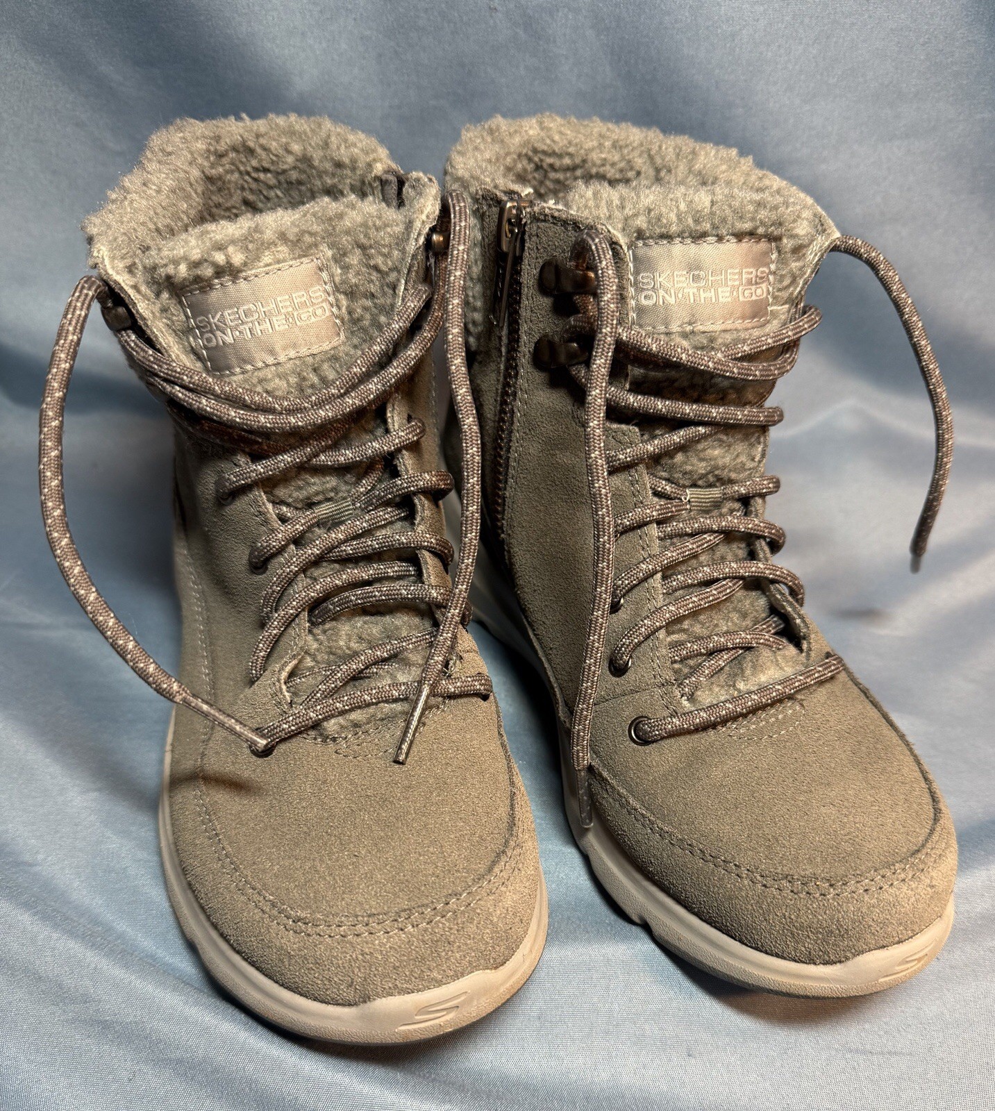 Skechers Grey Side Zip Comfort On The Go Fuzzy Lined Boots Womens 7.5 Adorable!