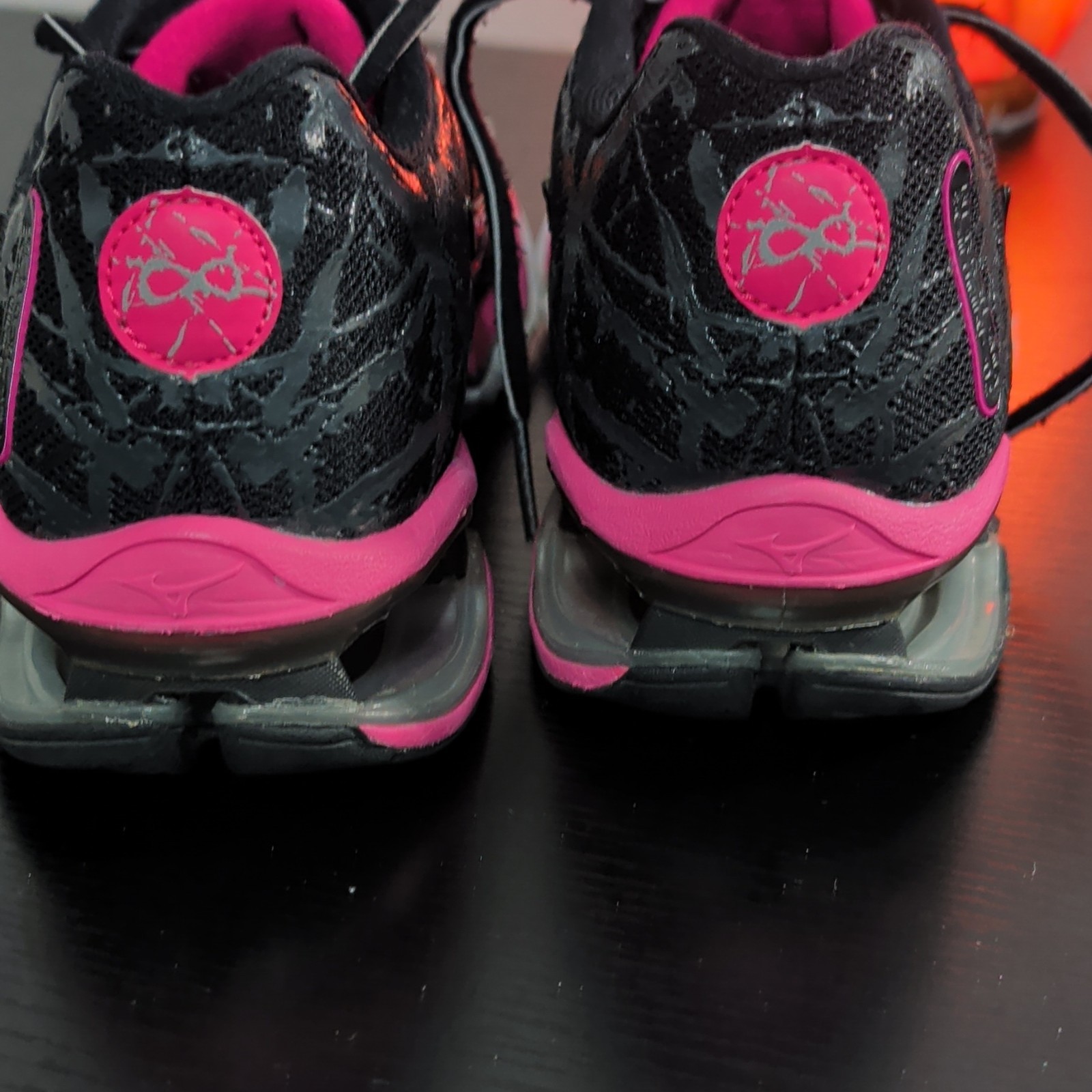 Mizuno Wave Creation 16 Women’s Running Sneaker Black/Pink/Silver Mesh Size 8.5