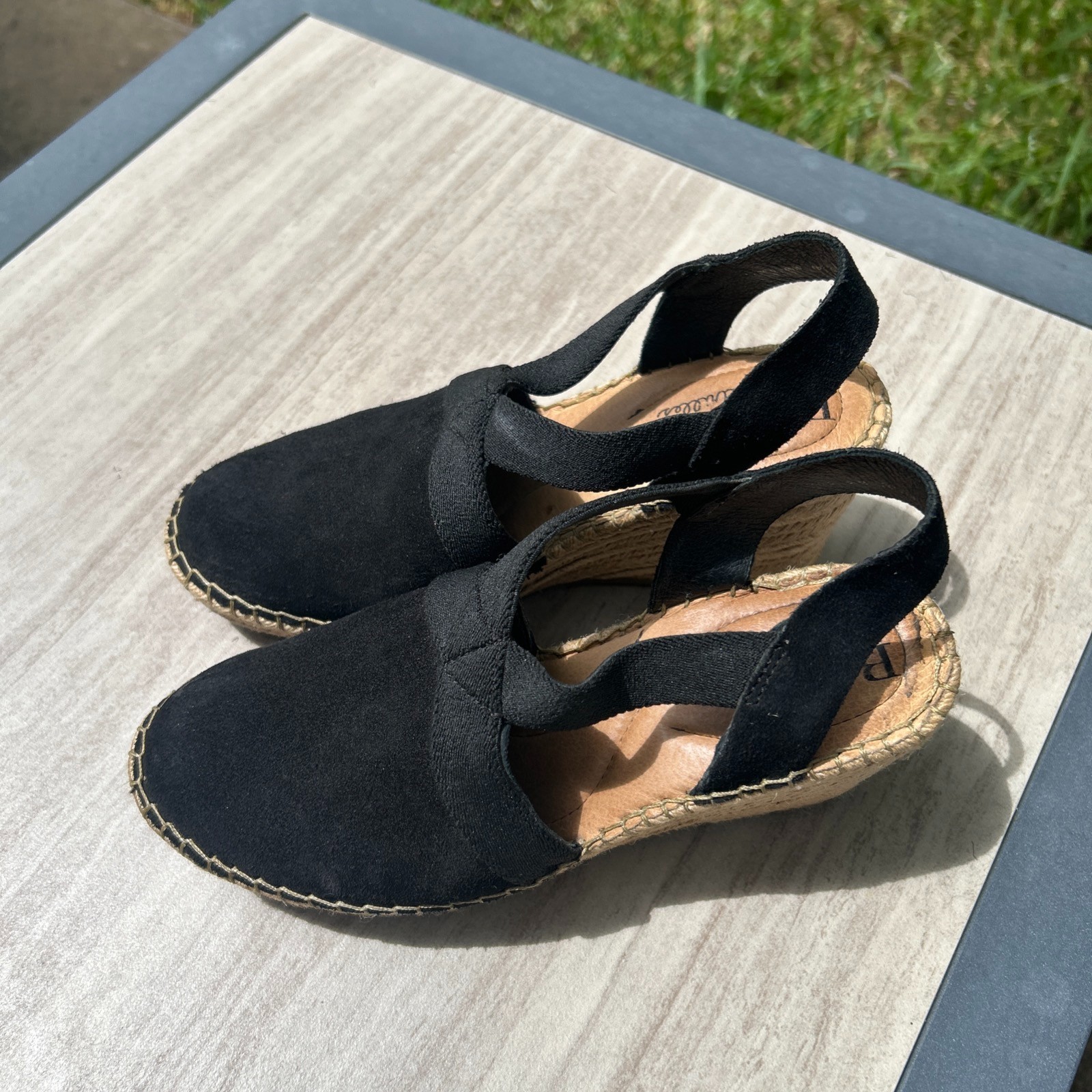 BORN Black Suede Espadrille Wedge Platform Sandals Women’s Size 5 Vacation